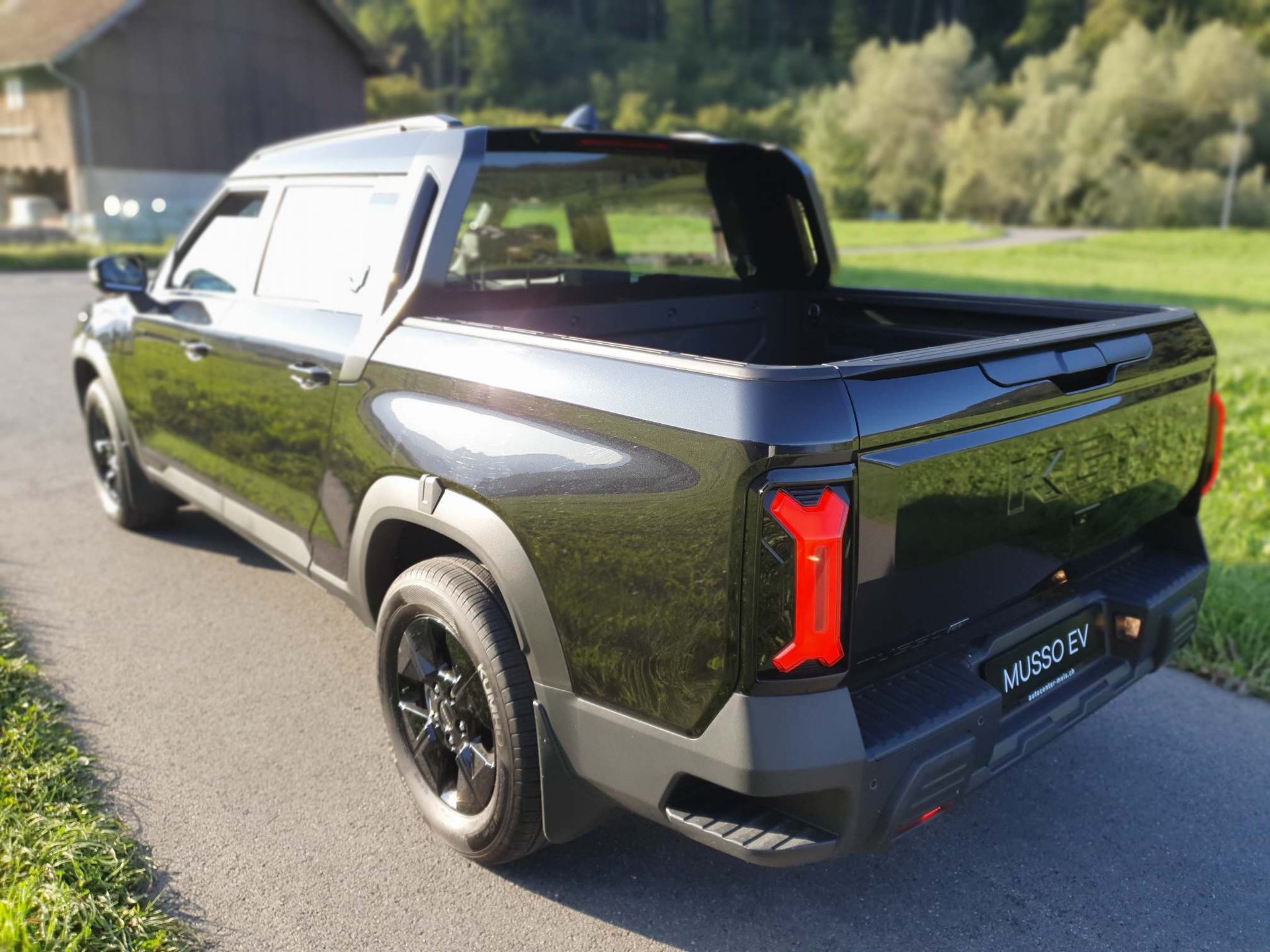 KGM-SsangYong Musso EV Blackline MJ2027 4x4-image-4
