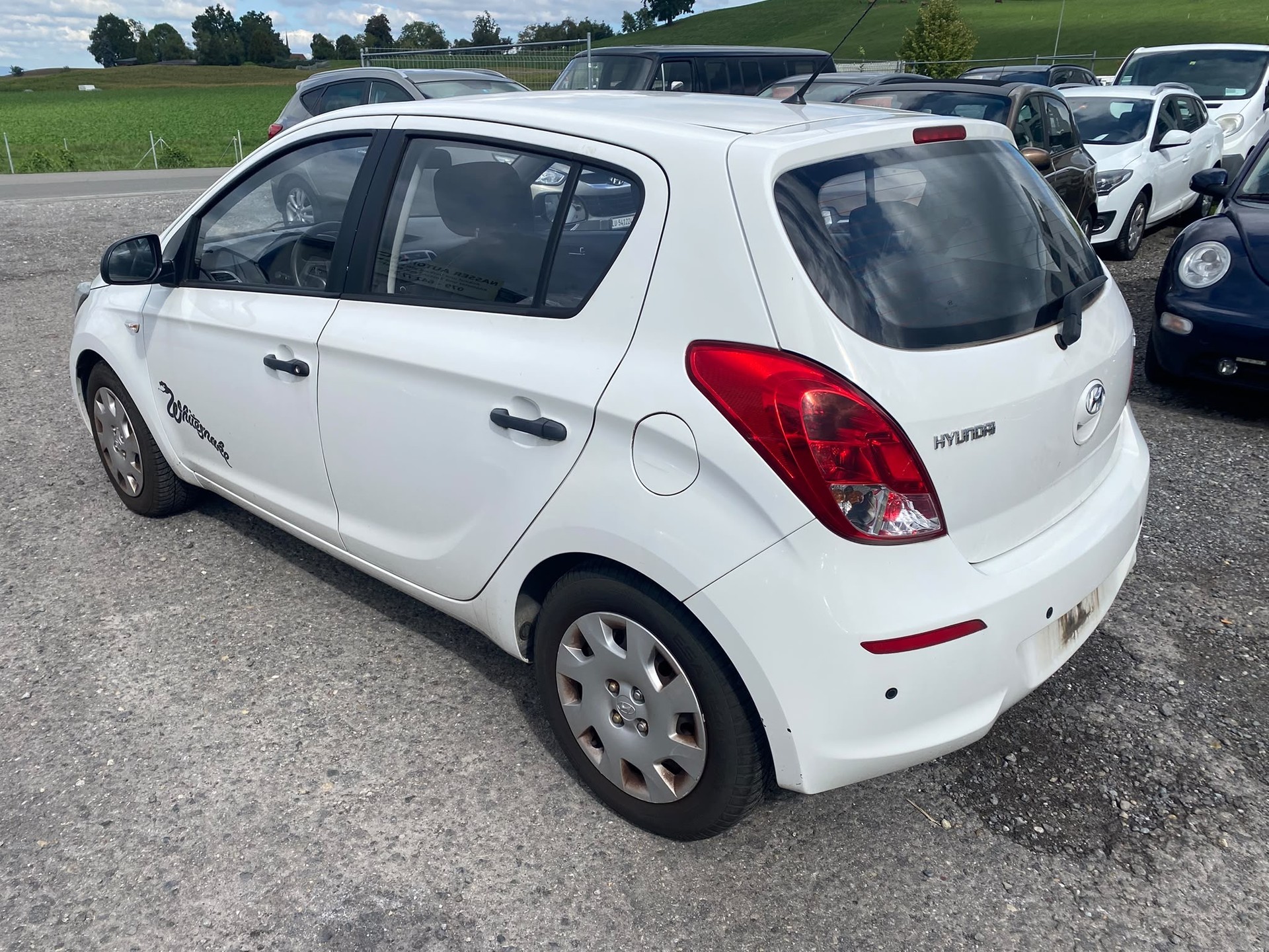 HYUNDAI i20 1.4 Premium Automatic-image-4