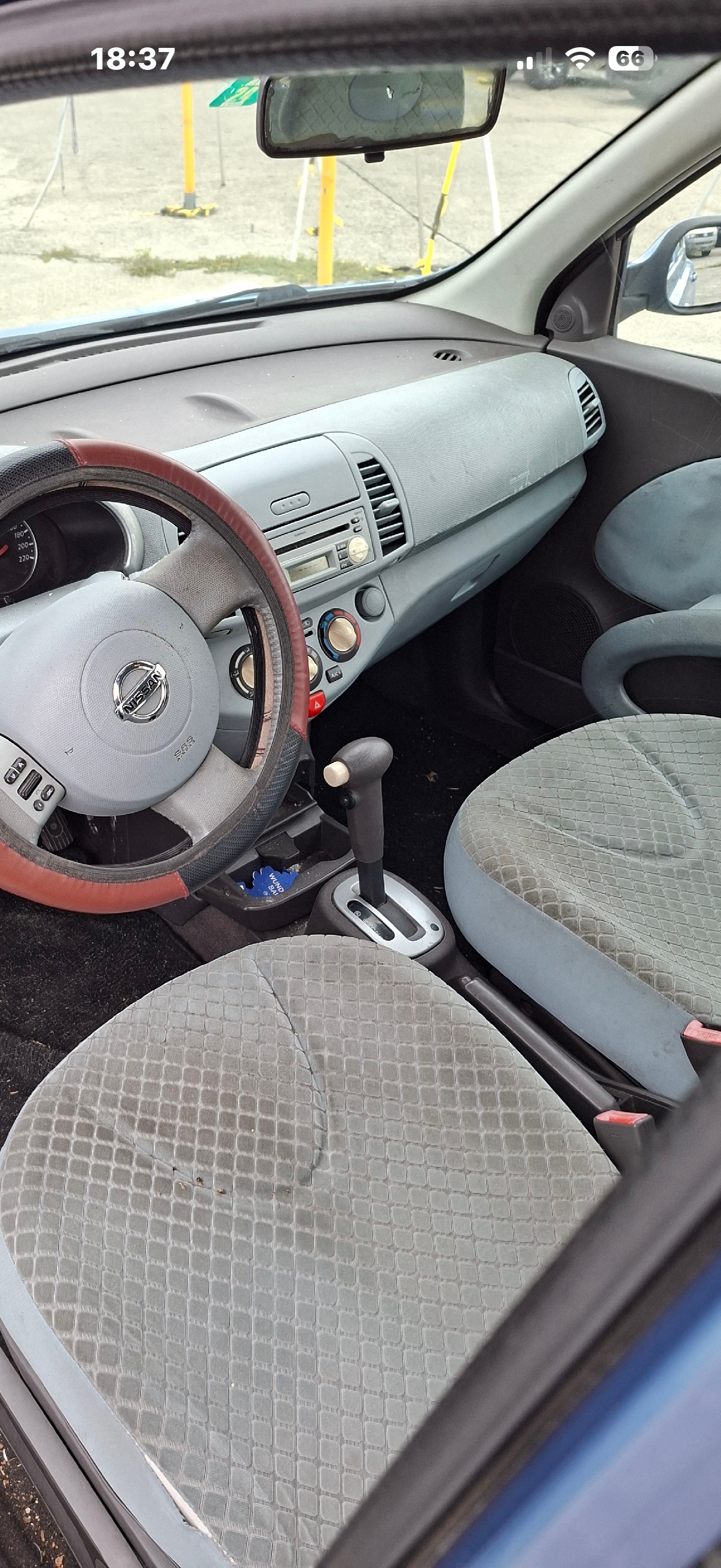 HYUNDAI i20 1.4 Premium Automatic-image-7
