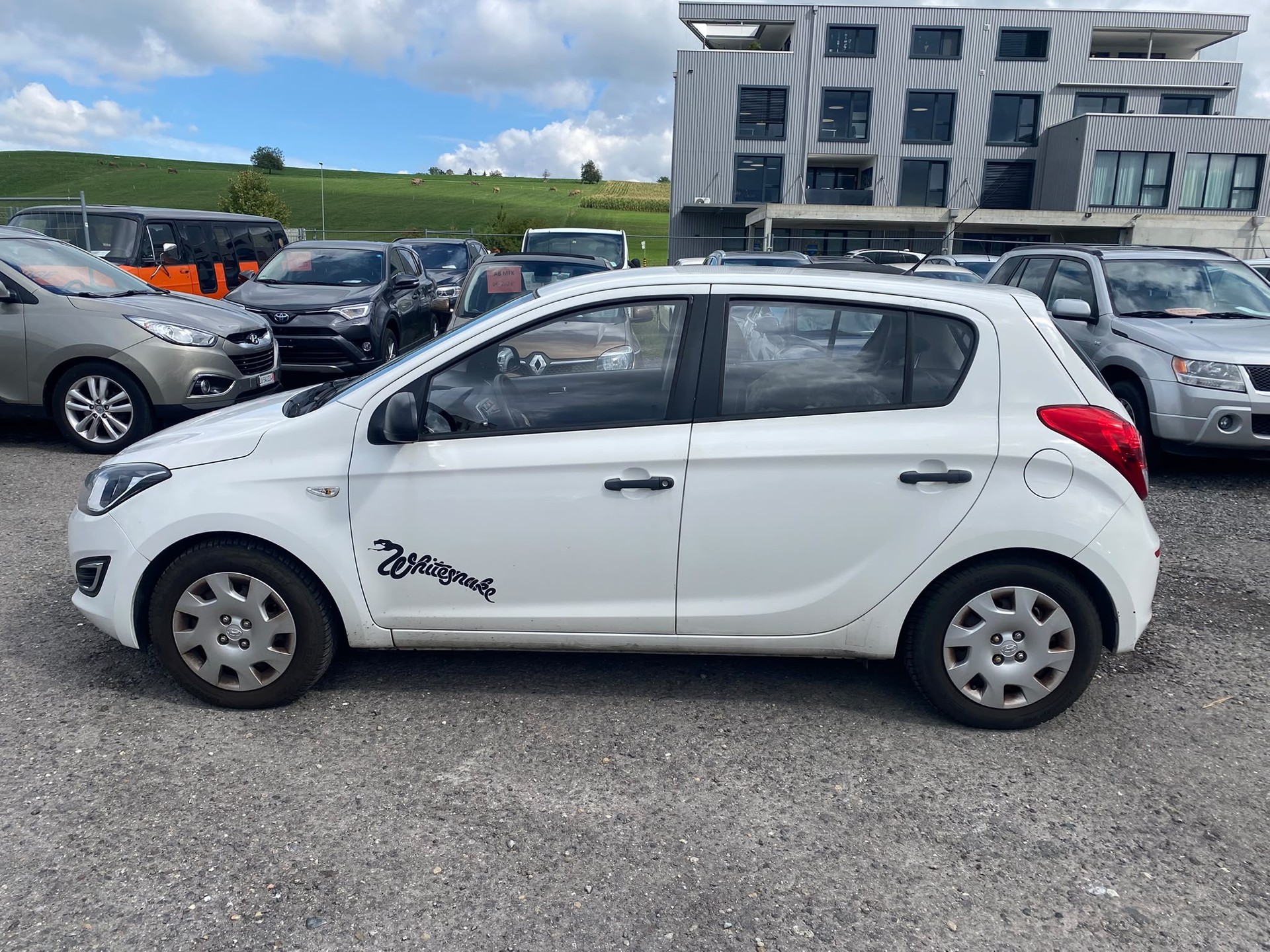 HYUNDAI i20 1.4 Premium Automatic-image-5