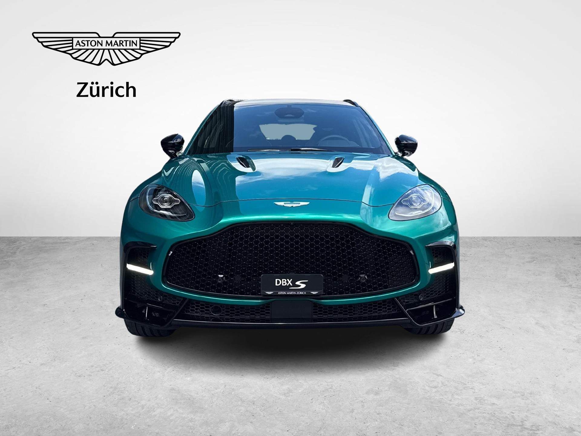 ASTON MARTIN DBX S 4.0 V8 Bi-Turbo-image-4
