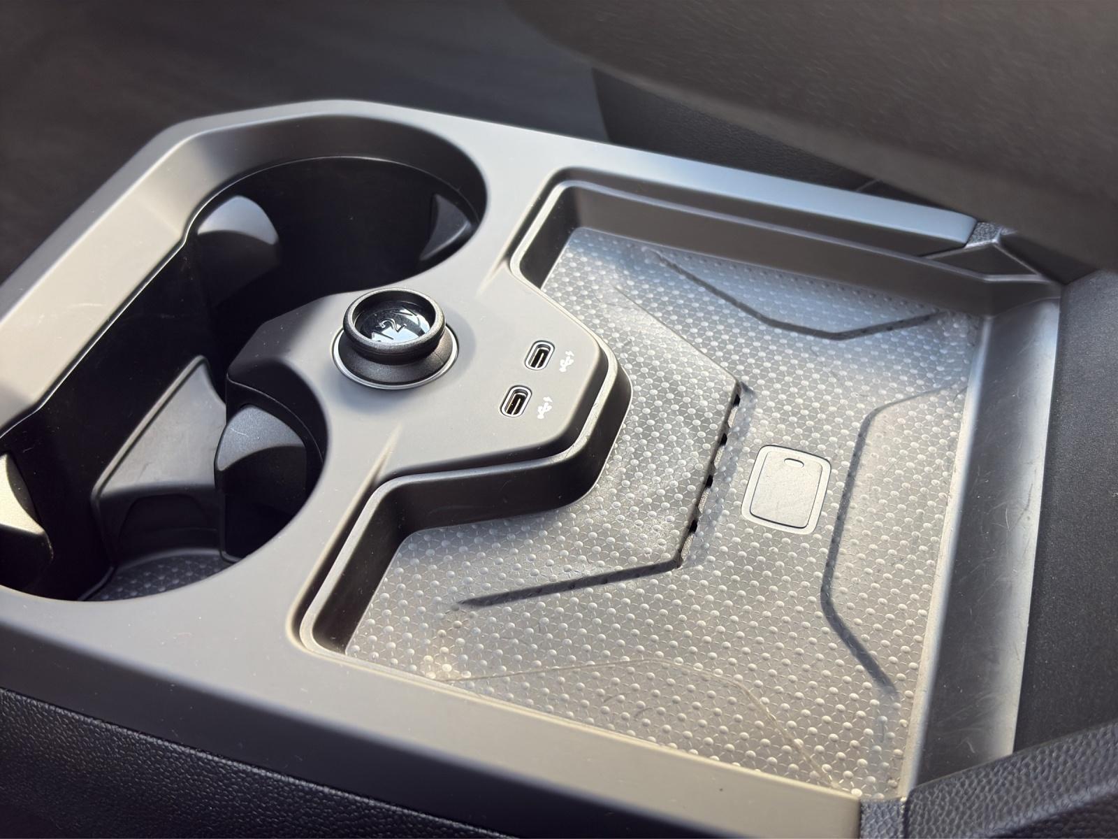 BMW iX xDrive40-image-20