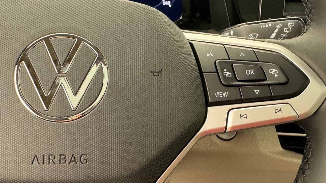 VW Multivan 1.5 eHybrid Life Edition 4Motion DSG-image-9