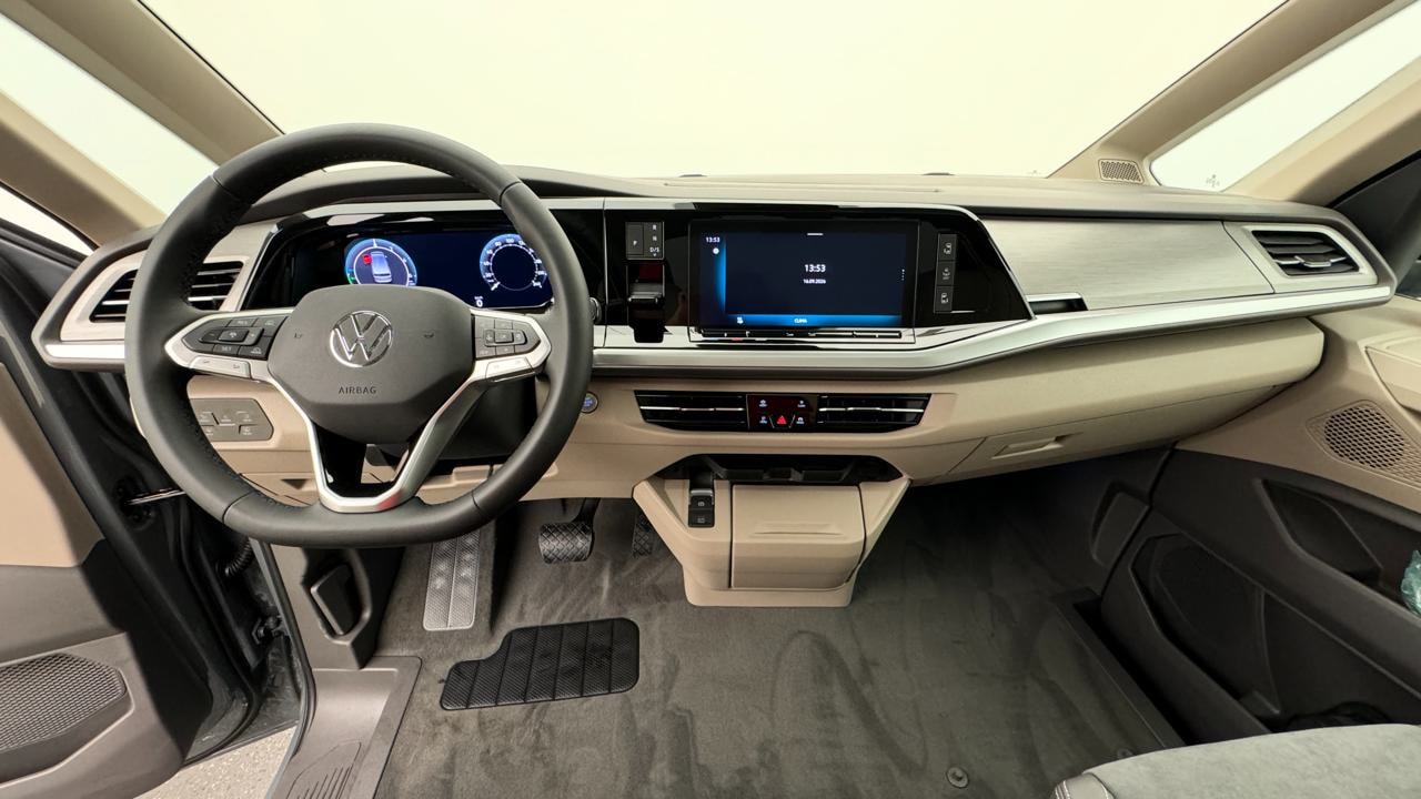 VW Multivan 1.5 eHybrid Life Edition 4Motion DSG-image-5