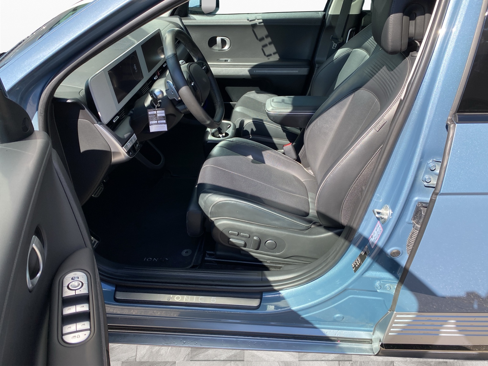 HYUNDAI Ioniq 5 72,6 kWh Vertex 4WD-image-9