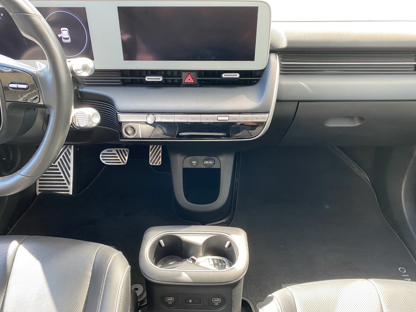HYUNDAI Ioniq 5 72,6 kWh Vertex 4WD-image-13