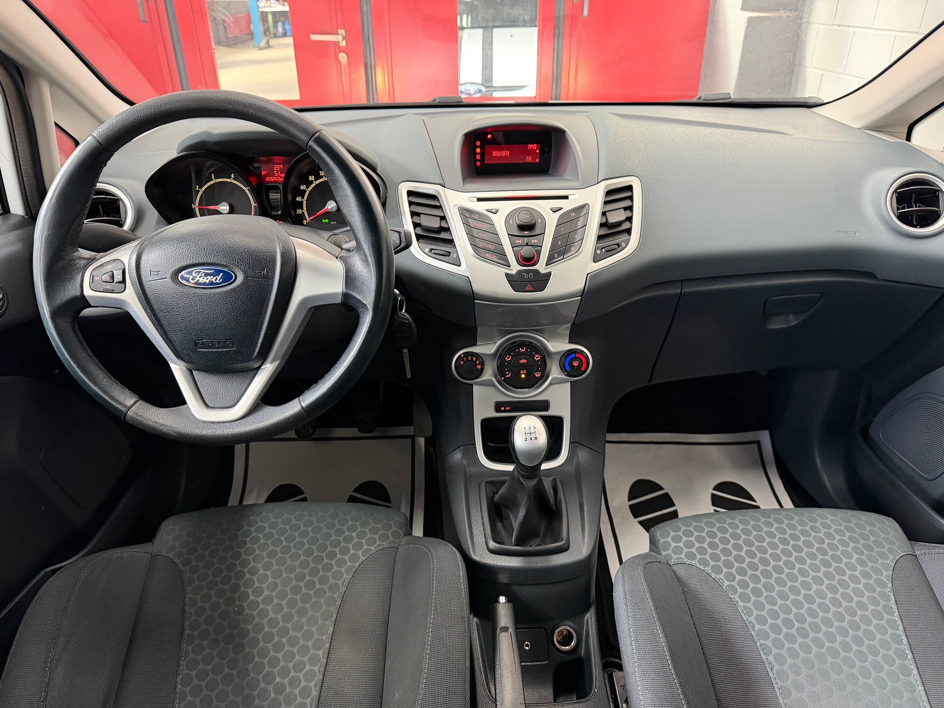 FORD Fiesta 1.6 16V Sport STK //NEU AB MFK!-image-10