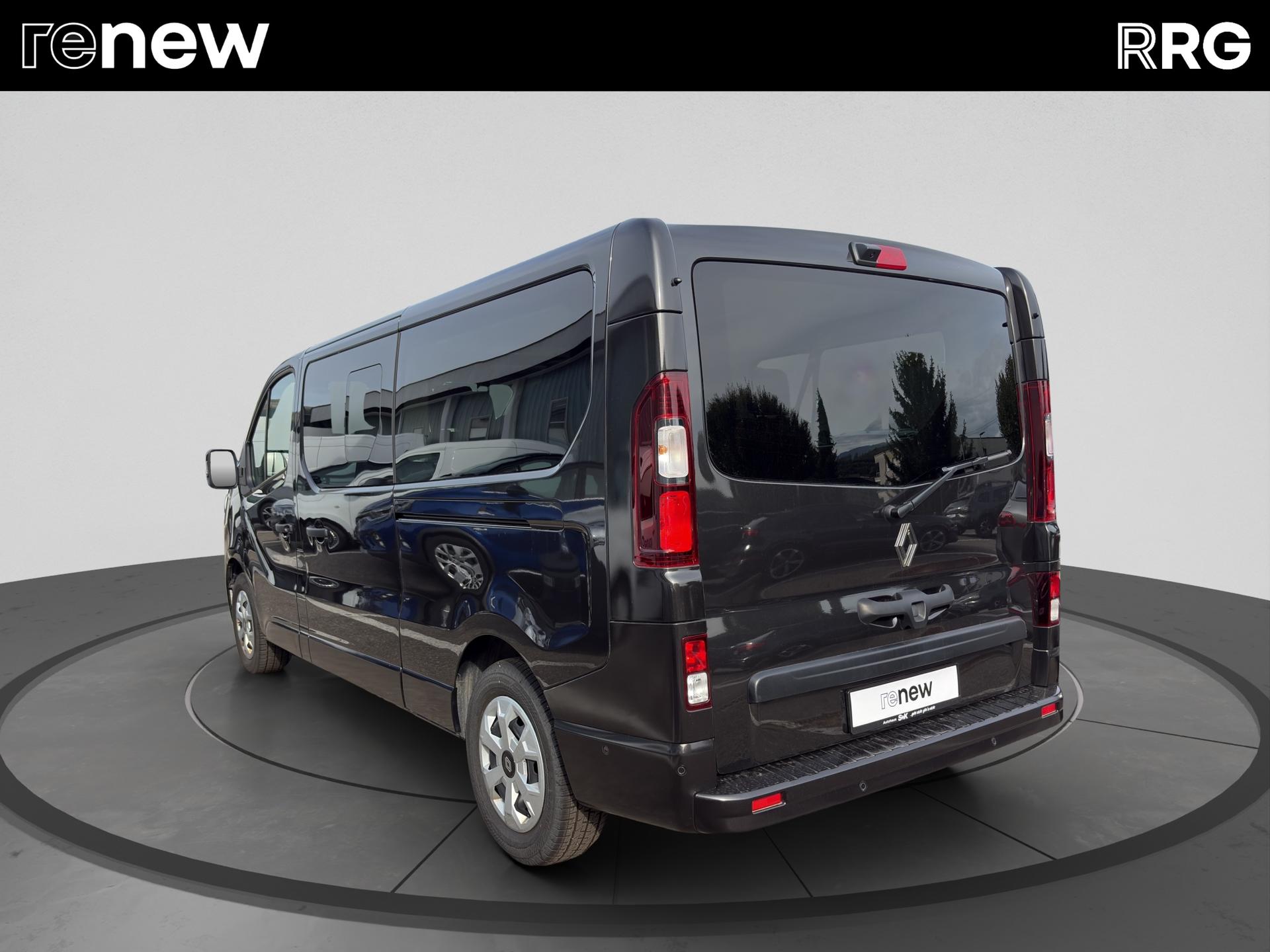 RENAULT Trafic Blue dCi 170 Grand Passenger Techno EDC-image-4