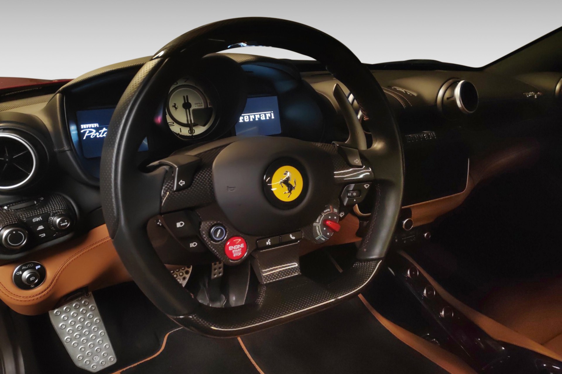 FERRARI Portofino M-image-14