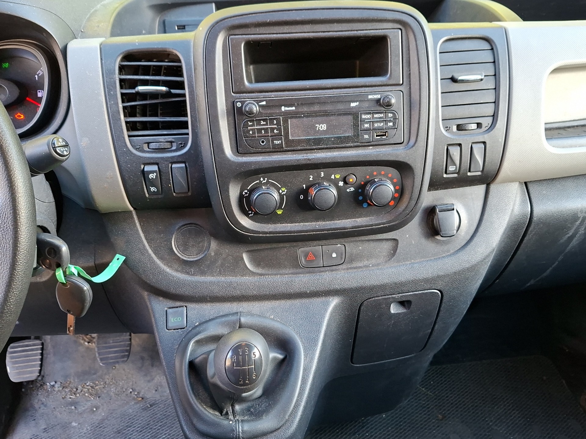 RENAULT Trafic 1.6 dCi 120 2.9t Acces L1H1-image-8