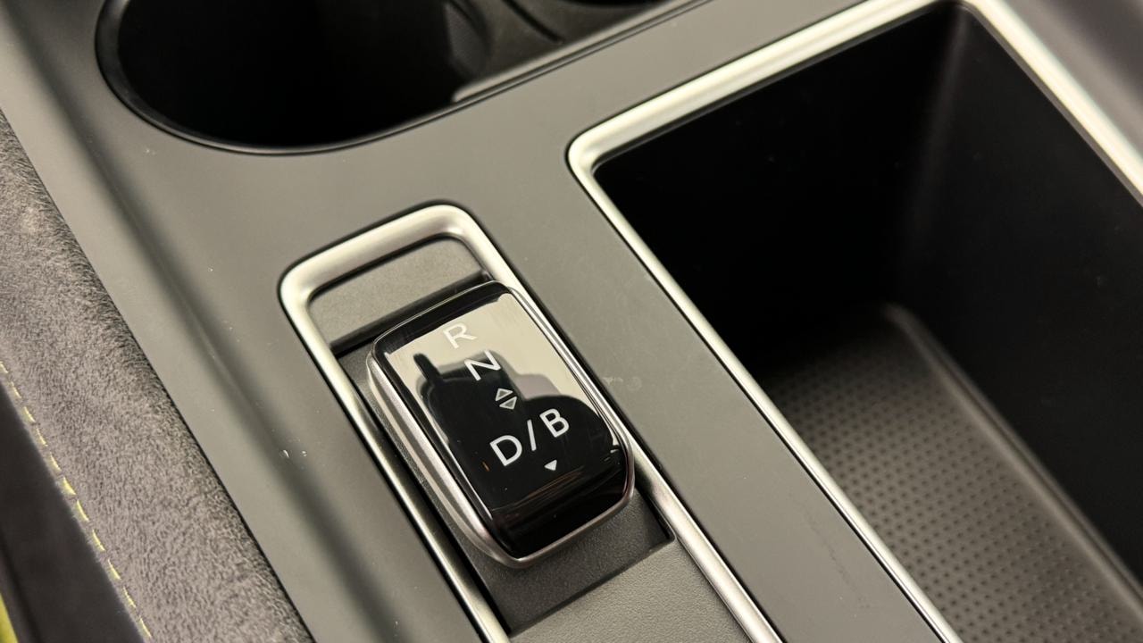 SKODA Enyaq 4x4 RS-image-11