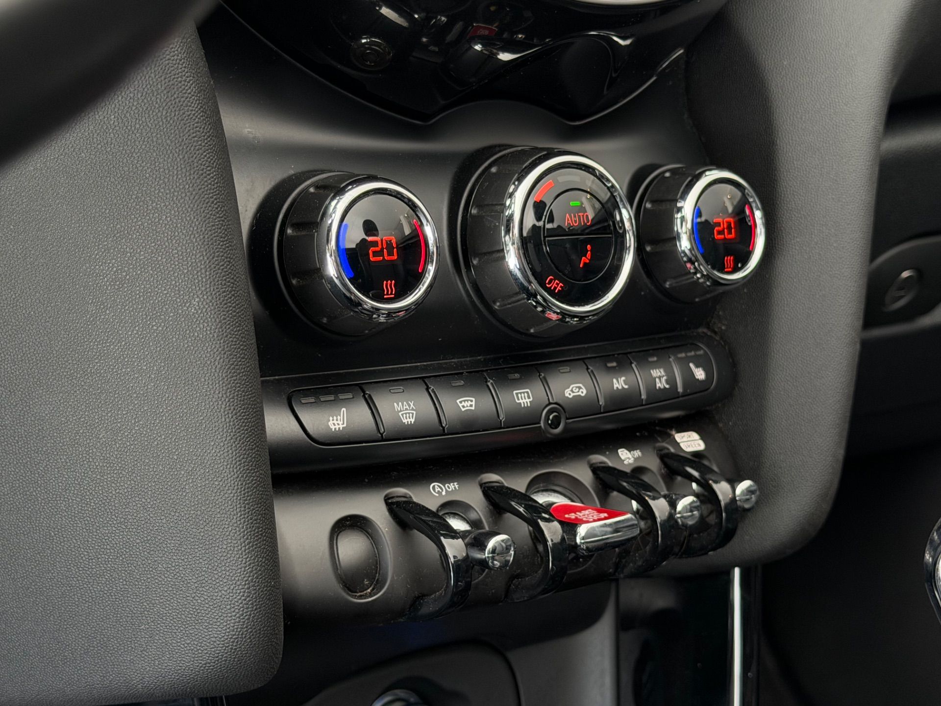 MINI Cooper S Cabriolet DKG John Cooper Works-image-28