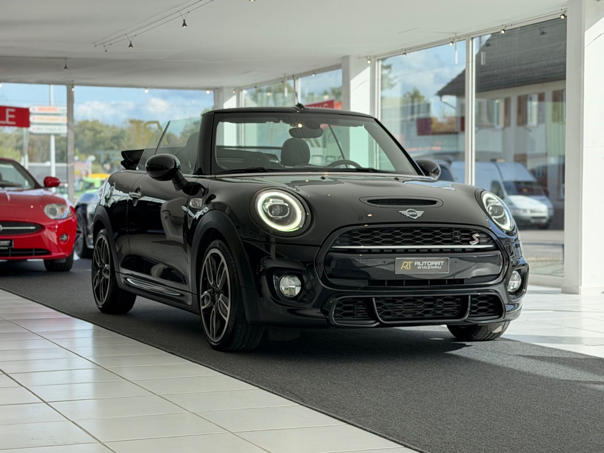 MINI Cooper S Cabriolet DKG John Cooper Works-image-2