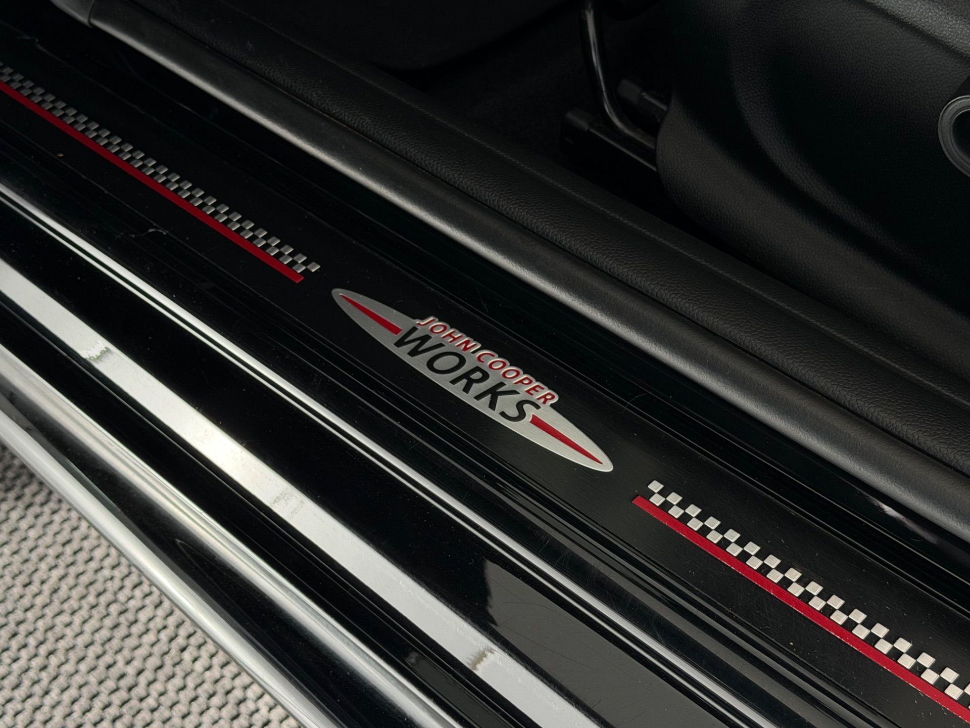 MINI Cooper S Cabriolet DKG John Cooper Works-image-18