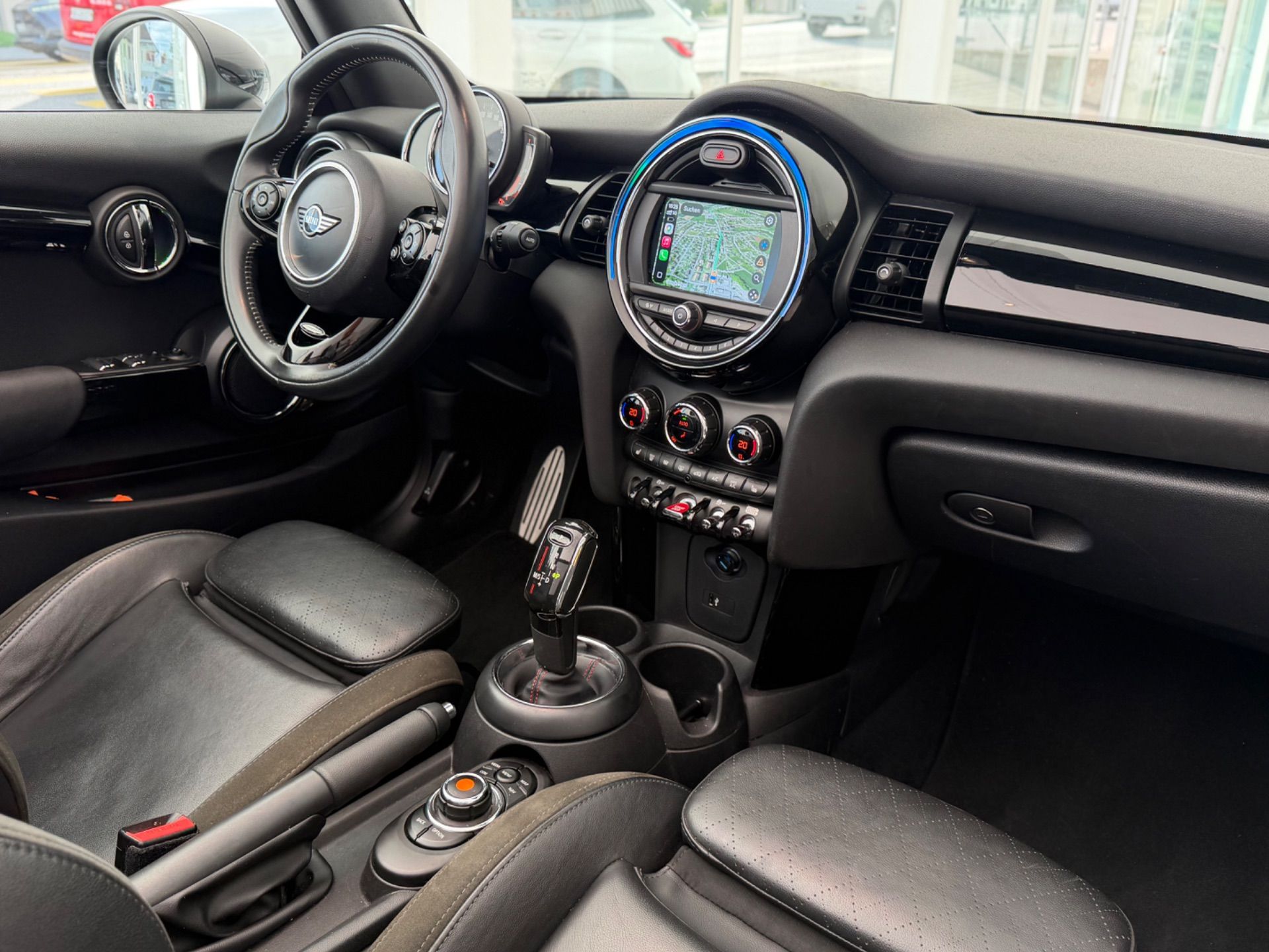 MINI Cooper S Cabriolet DKG John Cooper Works-image-17