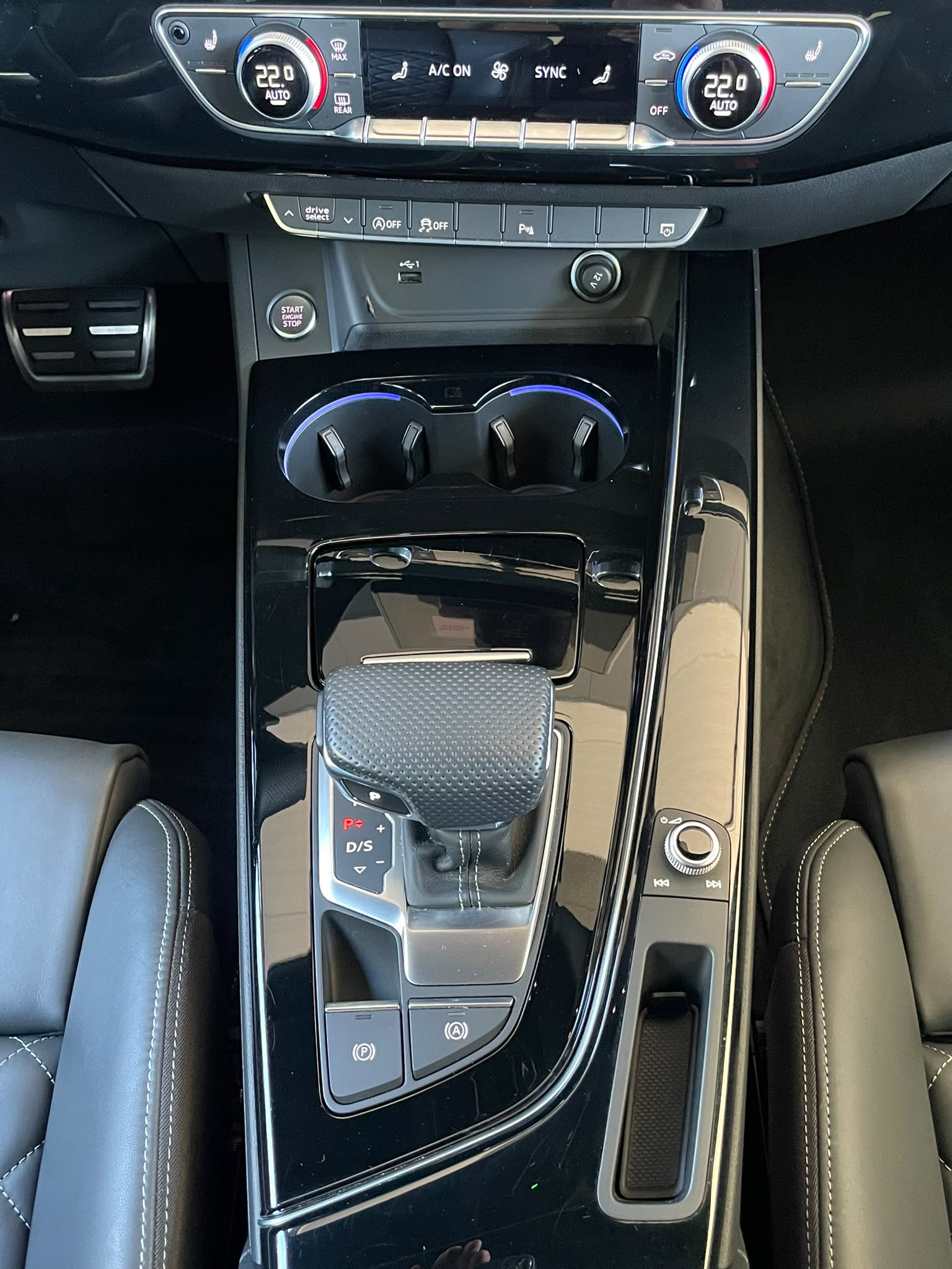 AUDI A5 Sportback 2.0 45 TFSI S Line quattro S-Tronic-image-8
