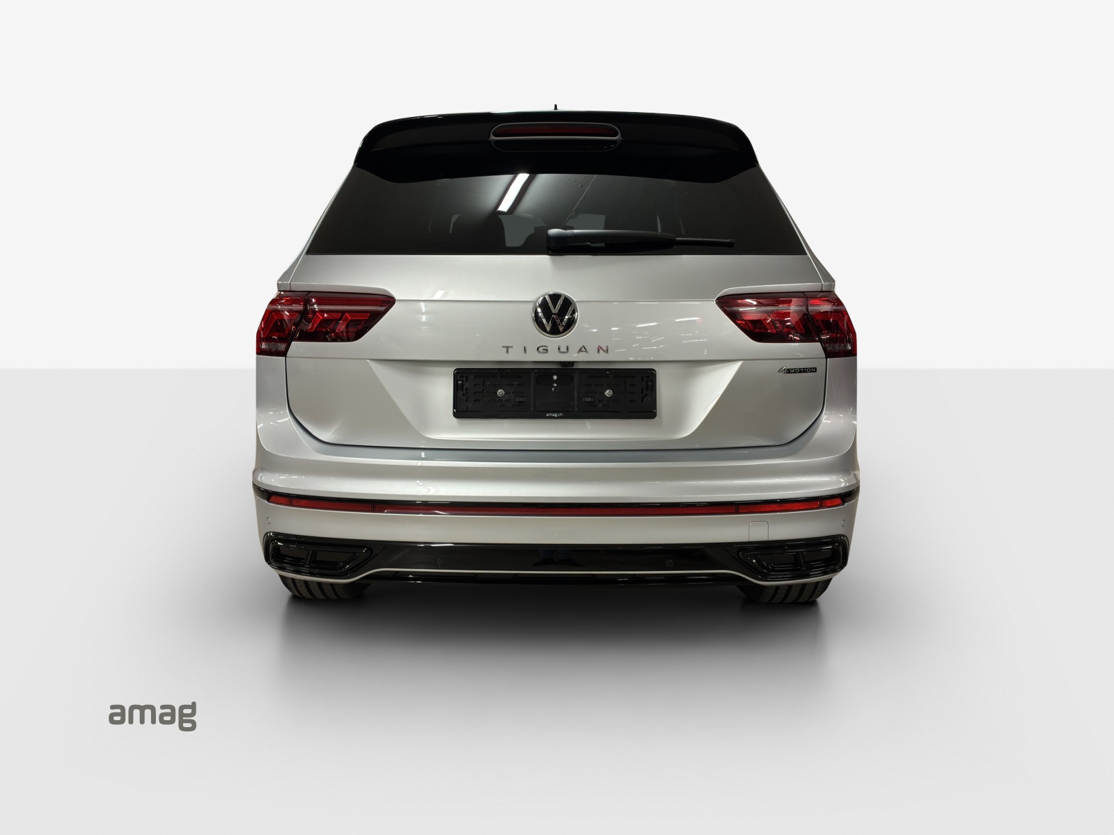 VW Tiguan 2.0TSI R-Line 4Motion DSG-image-3