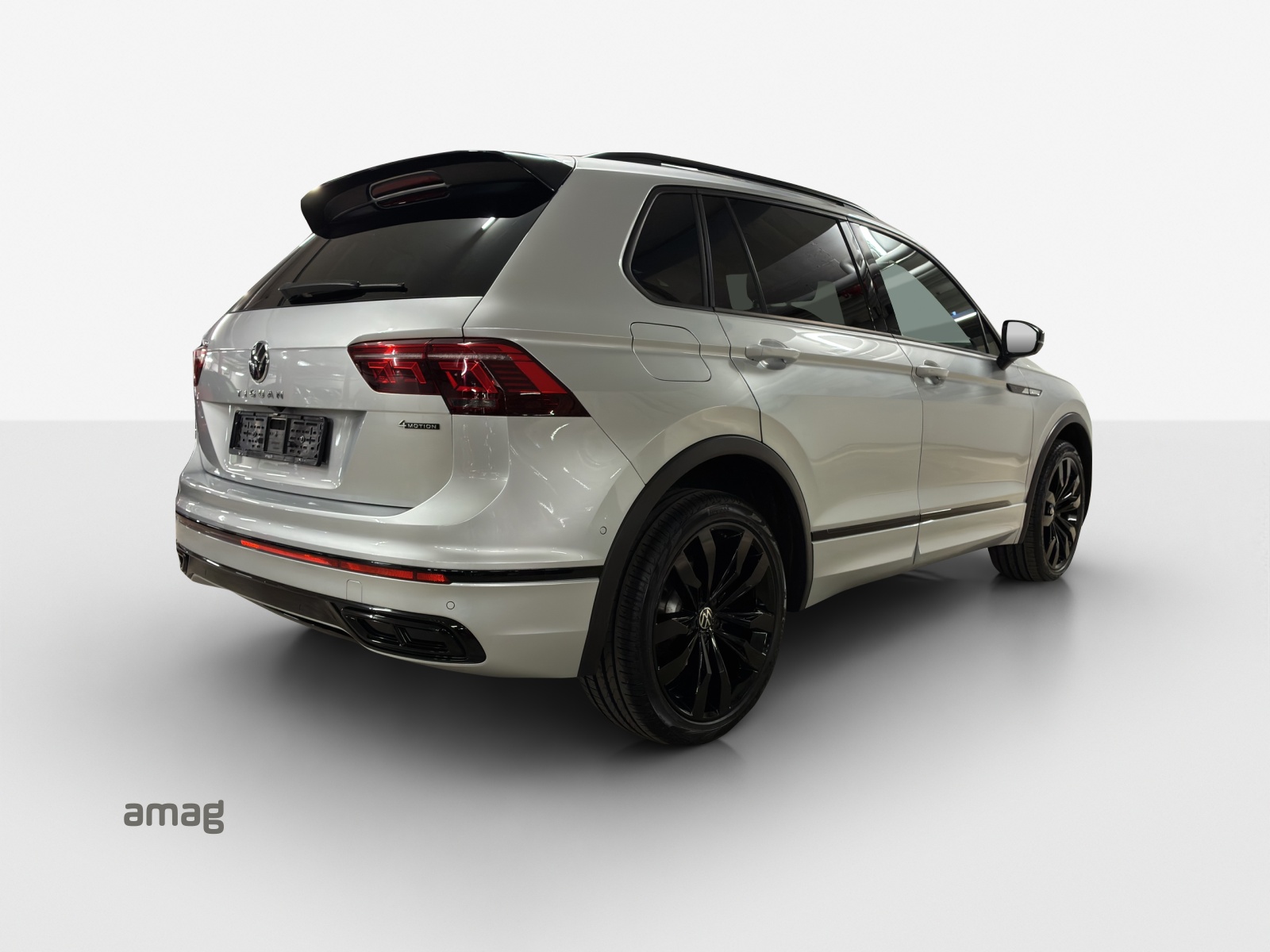 VW Tiguan 2.0TSI R-Line 4Motion DSG-image-4