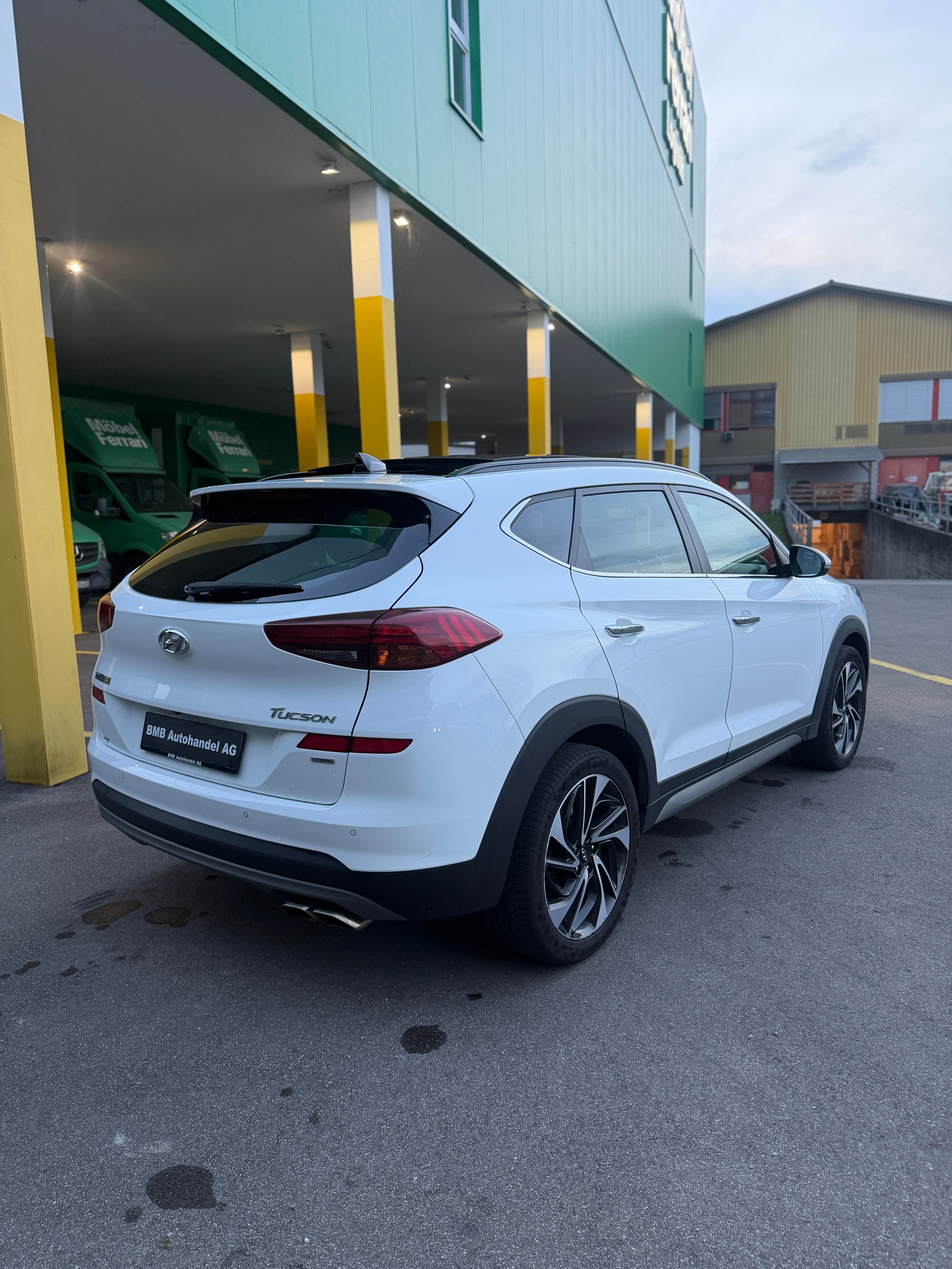 HYUNDAI Tucson 1.6 TGDI Amplia 4WD DCT-image-6