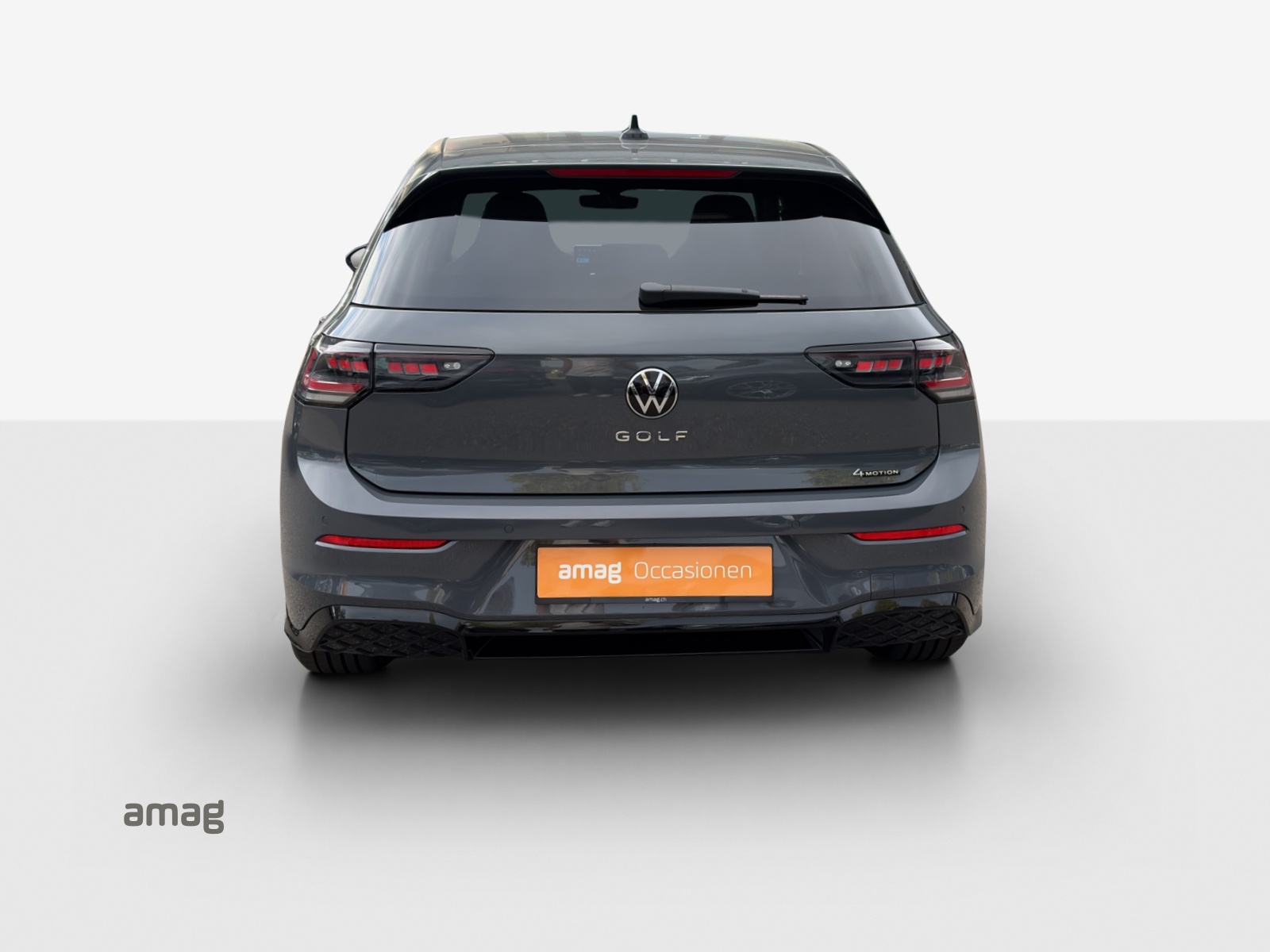 VW Golf 2.0 TSI R-Line DSG 4 Motion-image-3
