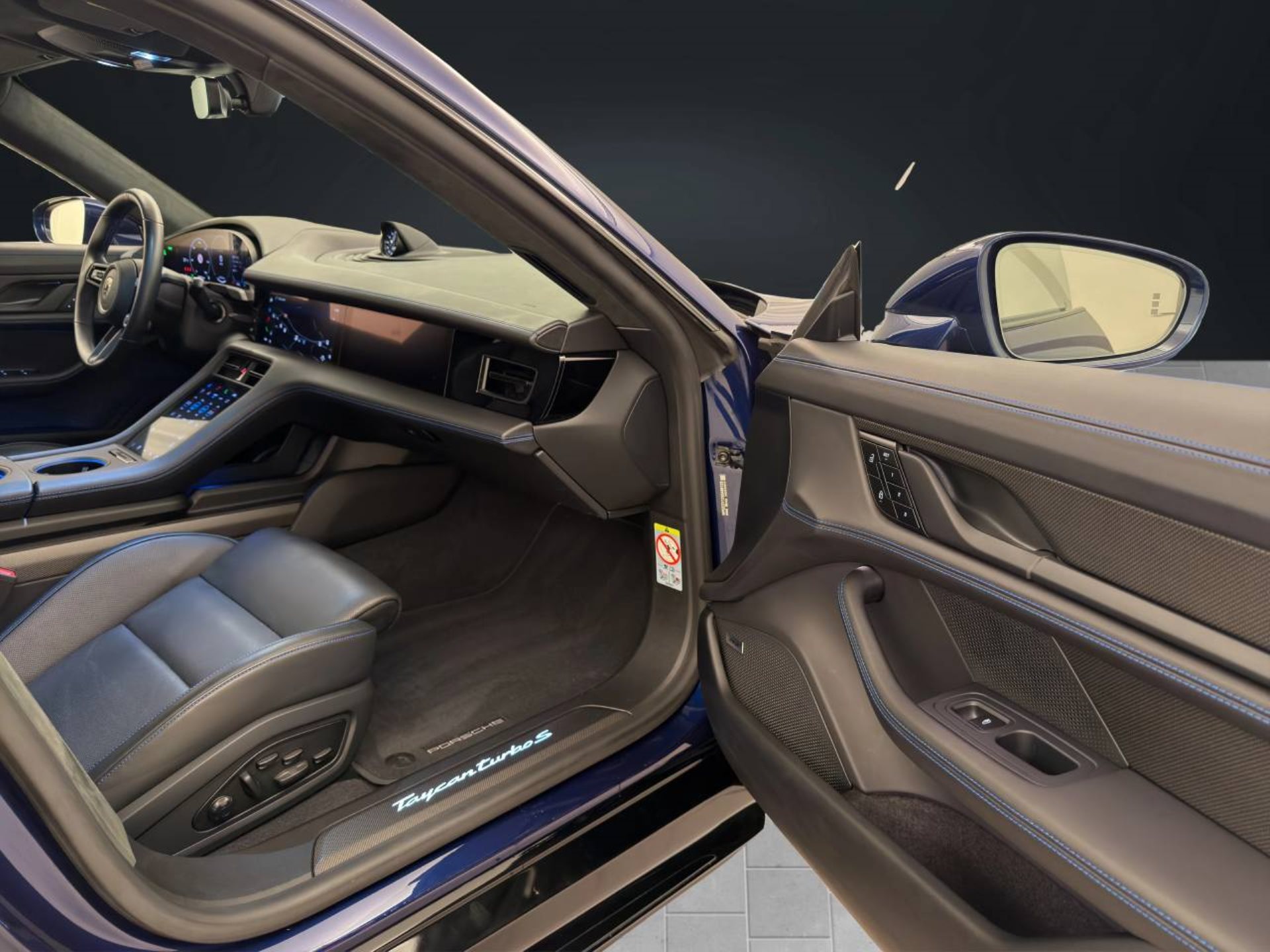 PORSCHE Taycan Turbo S Sport Turismo-image-16