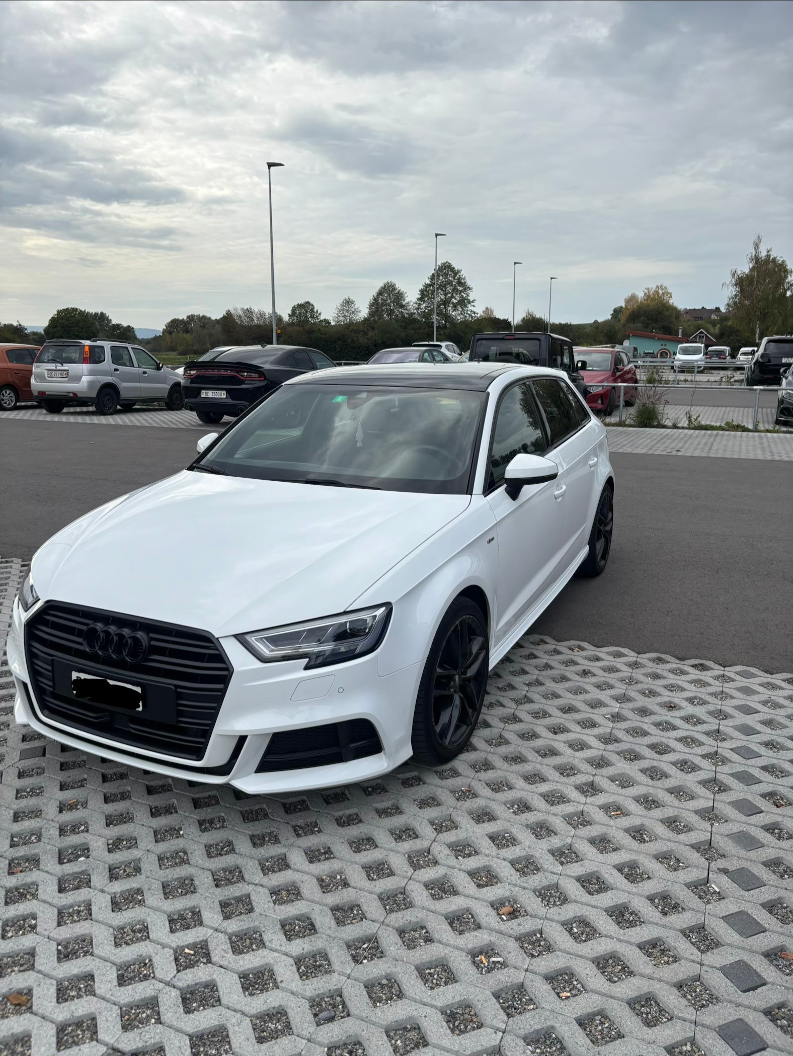 AUDI 1.5 35 TFSI Sport S-Tronic-image-1