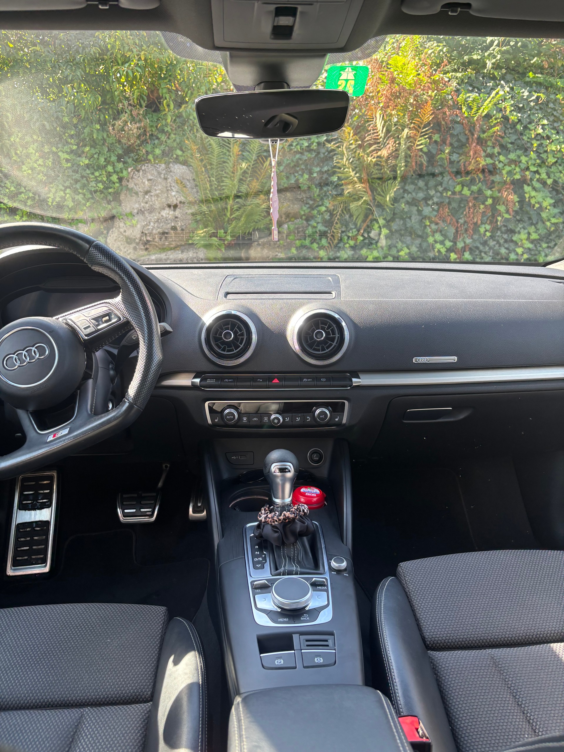 AUDI 1.5 35 TFSI Sport S-Tronic-image-3