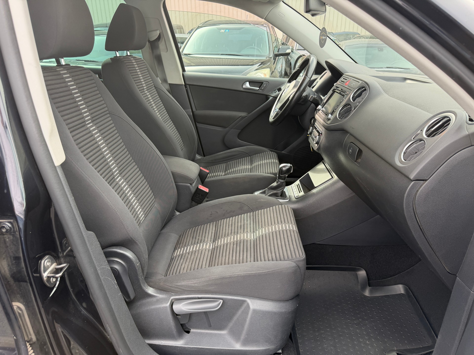 VW Tiguan 2.0 TSI Sport&Style DSG-image-8