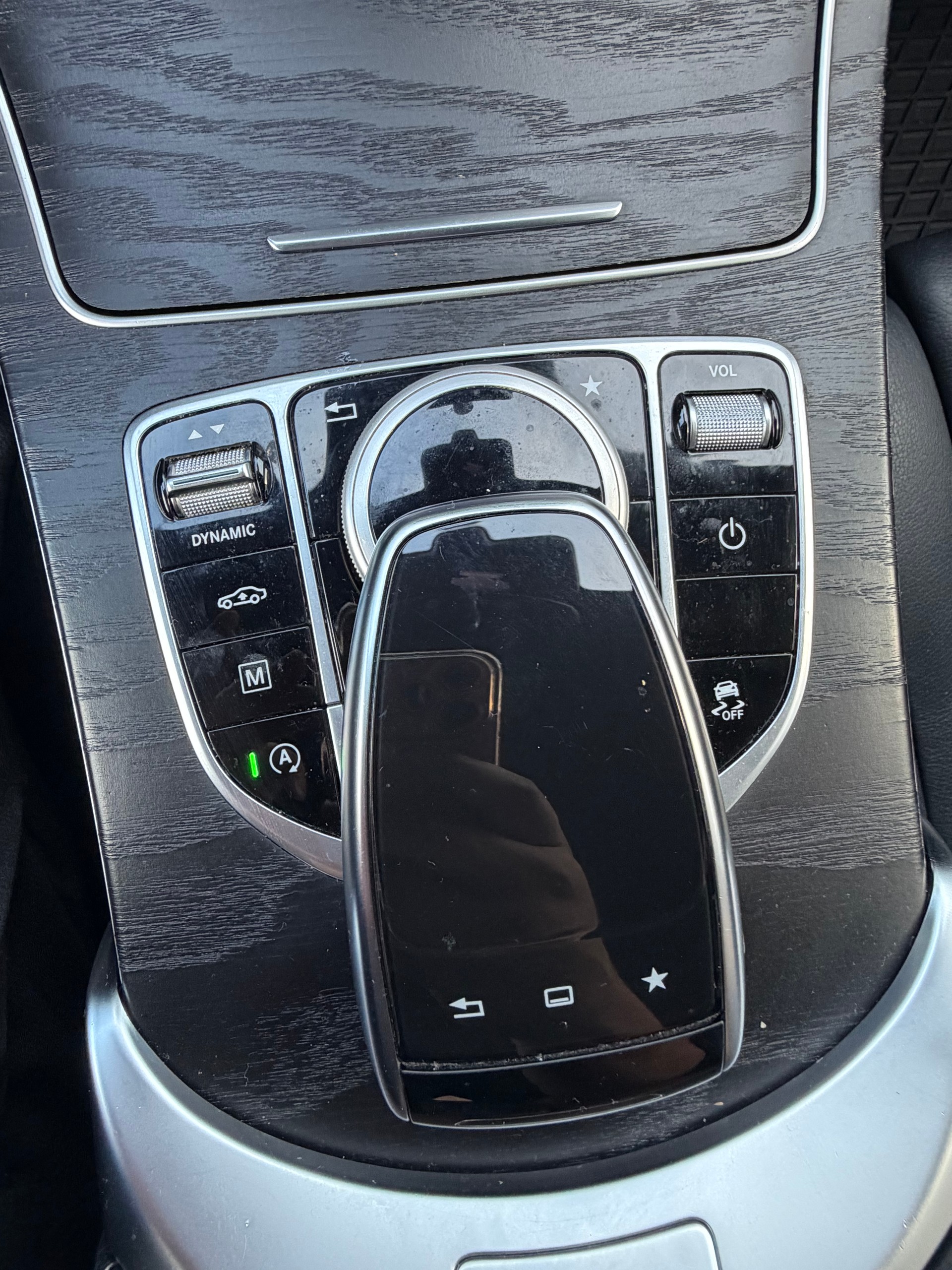 MERCEDES-BENZ GLC 250 d Exclusive 4Matic 9G-Tronic-image-13