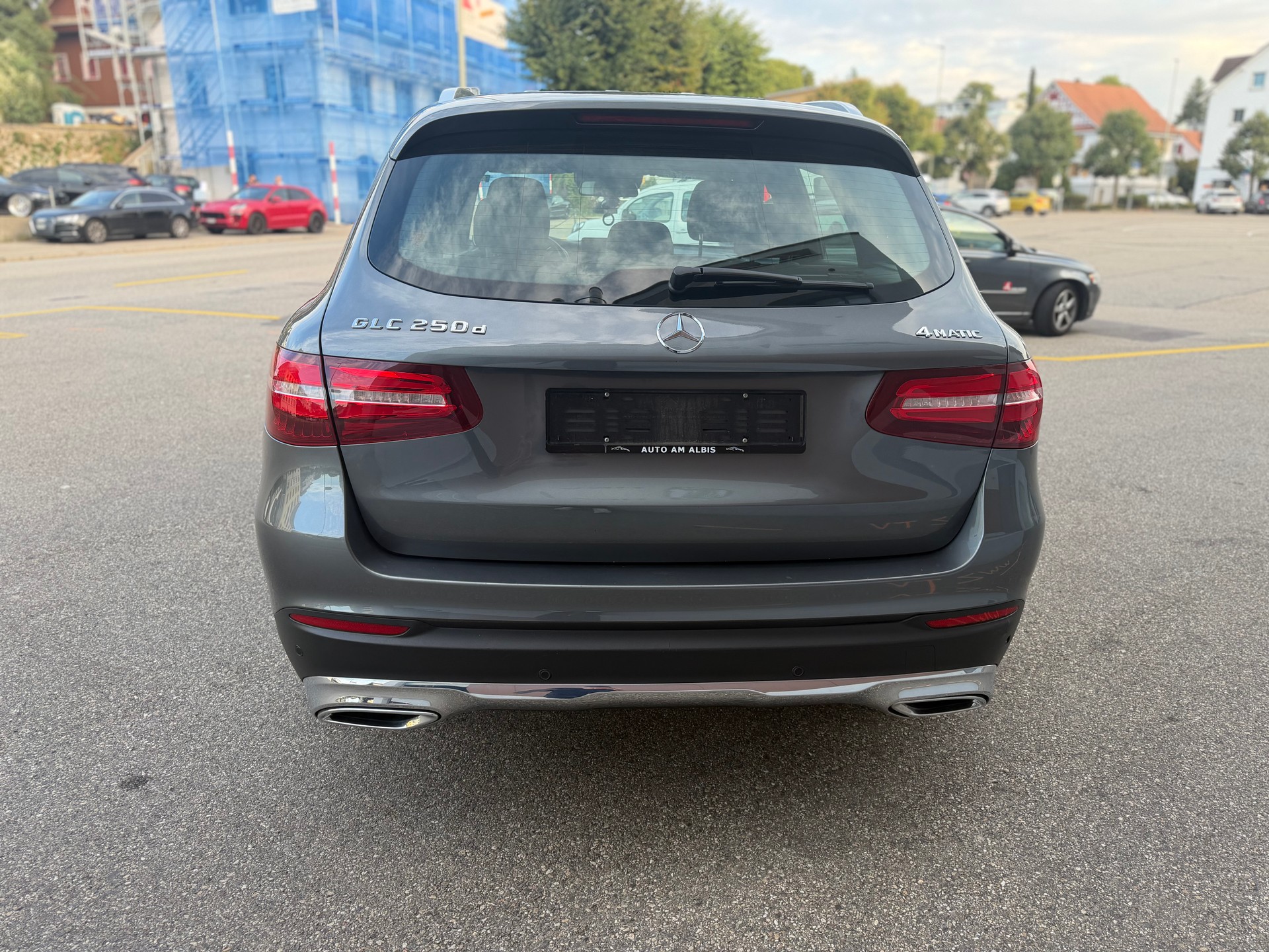MERCEDES-BENZ GLC 250 d Exclusive 4Matic 9G-Tronic-image-4