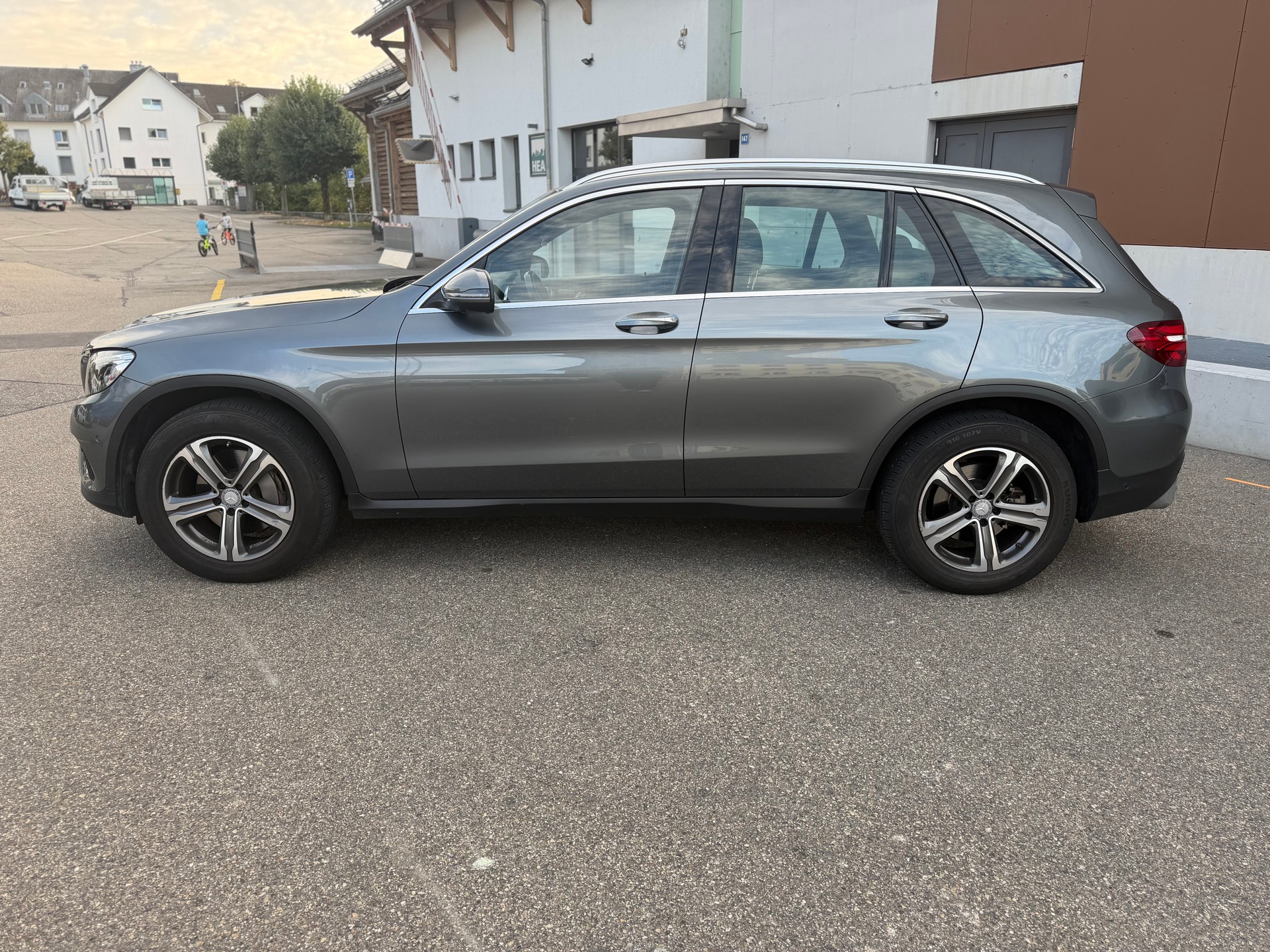 MERCEDES-BENZ GLC 250 d Exclusive 4Matic 9G-Tronic-image-6