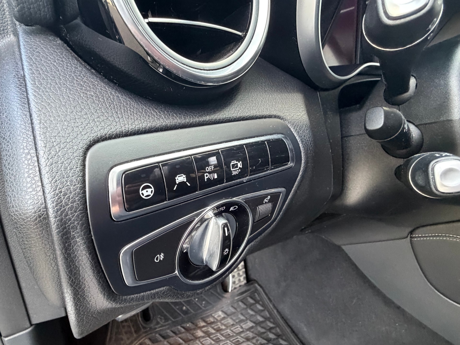 MERCEDES-BENZ GLC 250 d Exclusive 4Matic 9G-Tronic-image-11