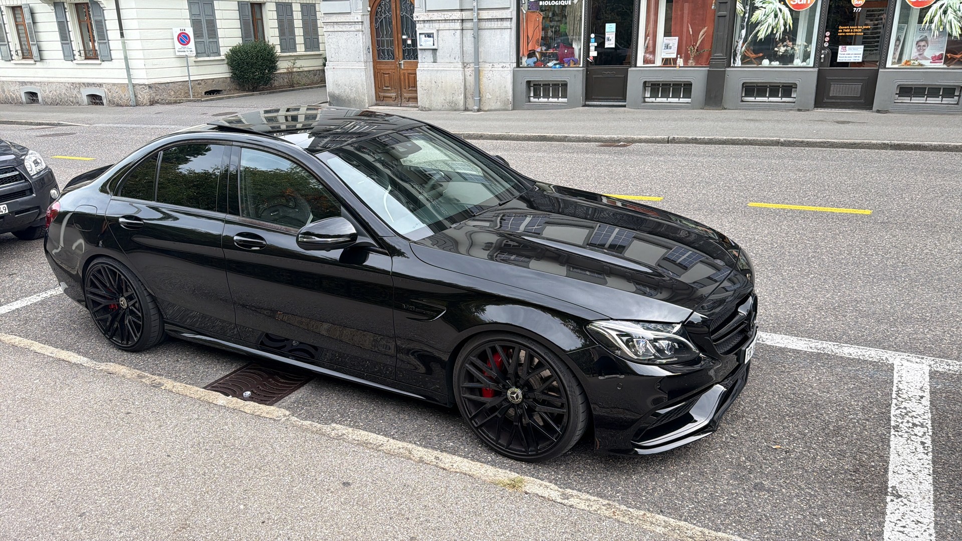 MERCEDES-BENZ C 63 S AMG-image-1
