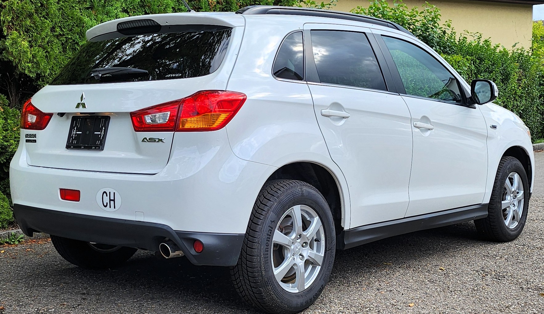 MITSUBISHI ASX 1.8 DID Navigator 4WD-image-2