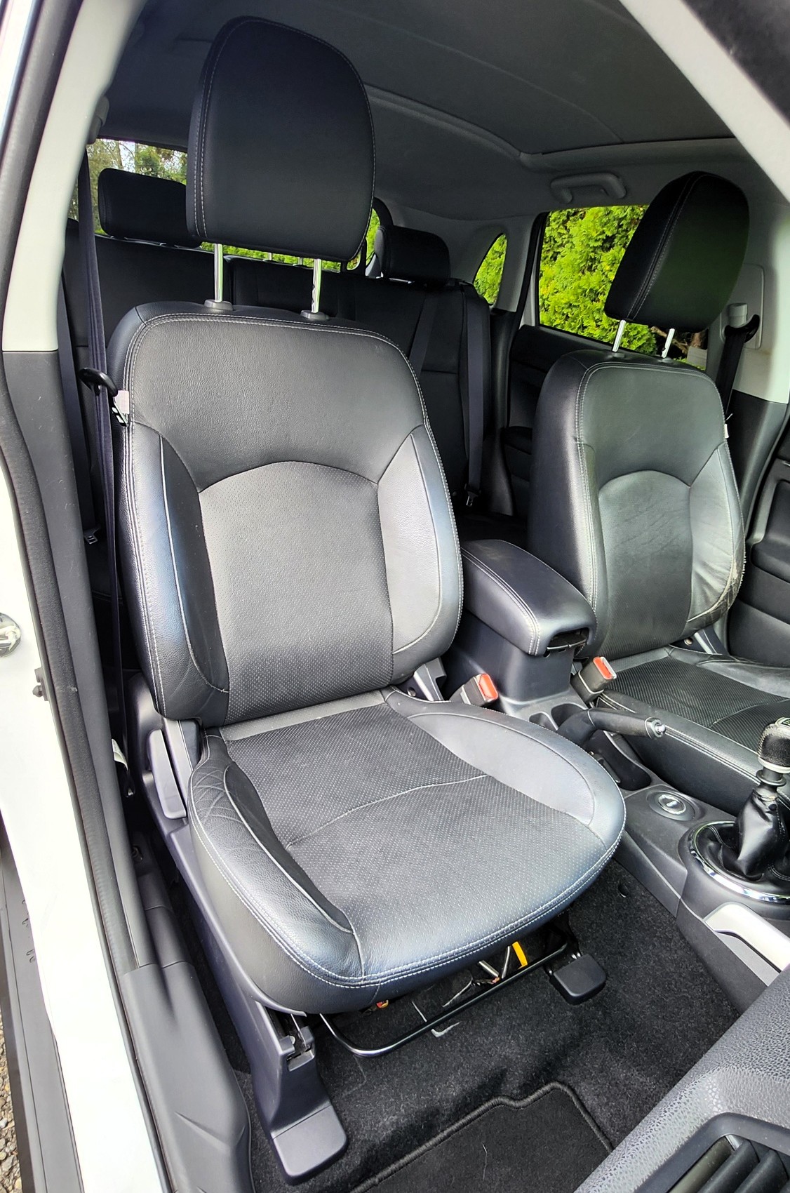 MITSUBISHI ASX 1.8 DID Navigator 4WD-image-9