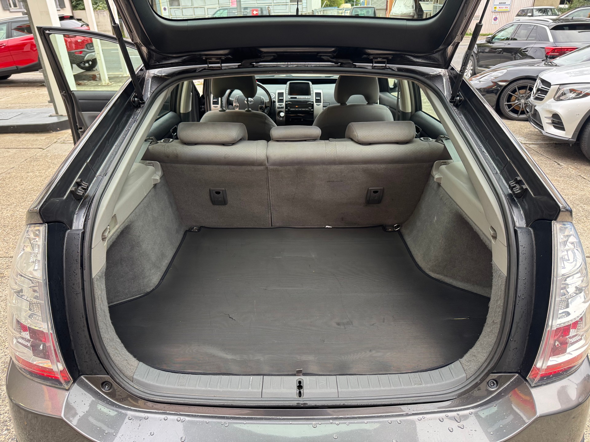 TOYOTA Prius 1.5 16V Hybrid-image-7