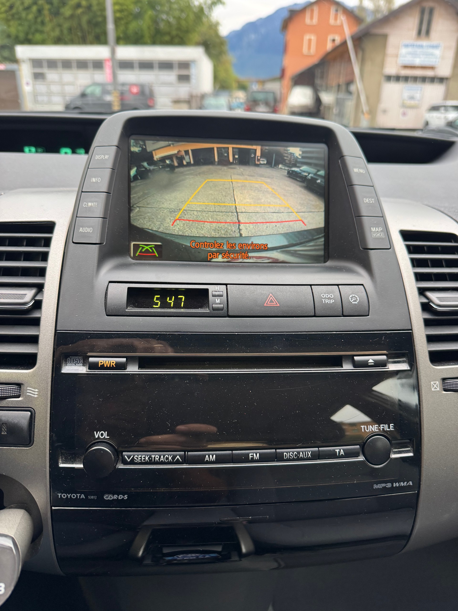 TOYOTA Prius 1.5 16V Hybrid-image-11