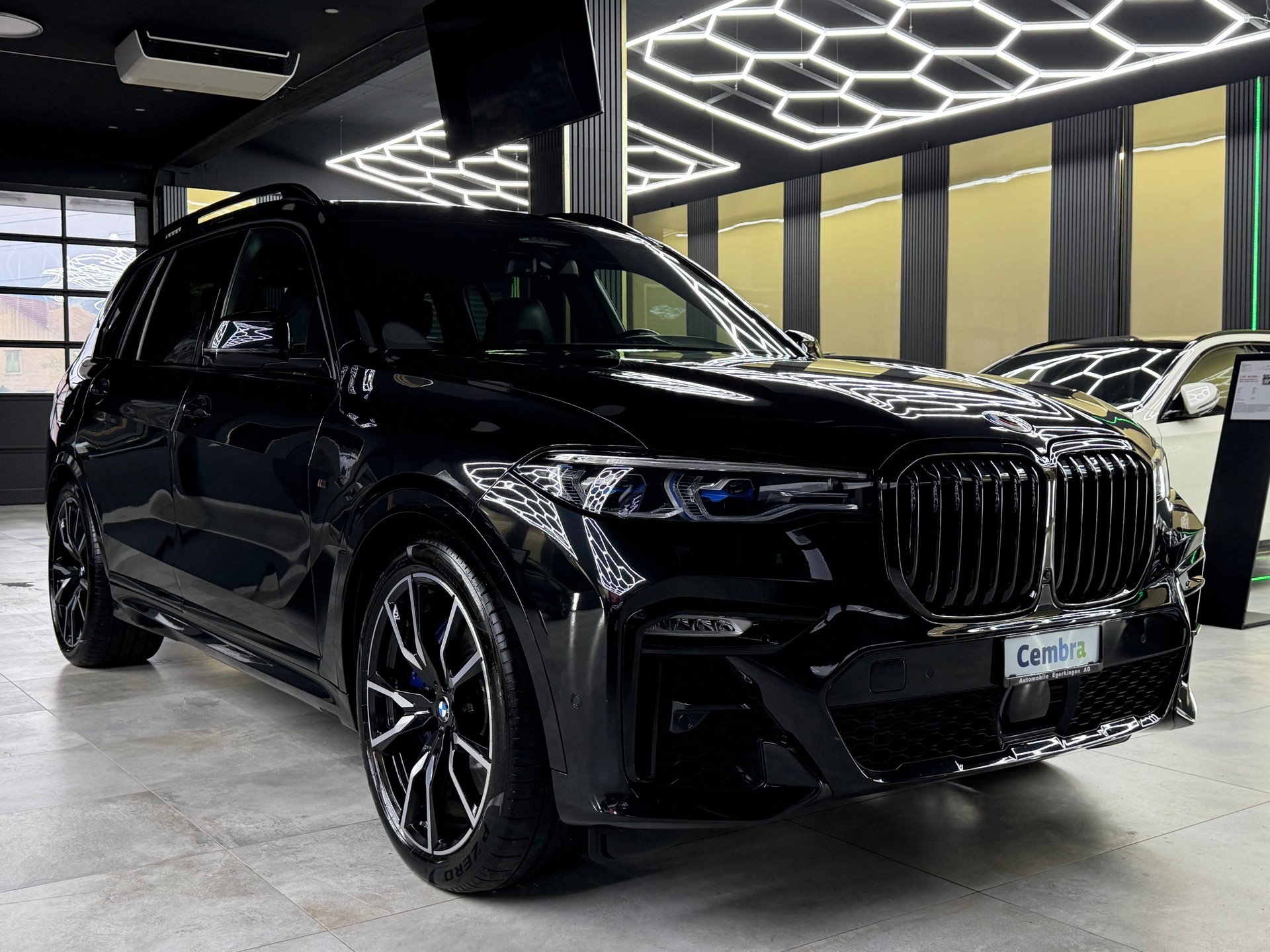 BMW X7 xDrive 48V 40d Steptronic-image-2