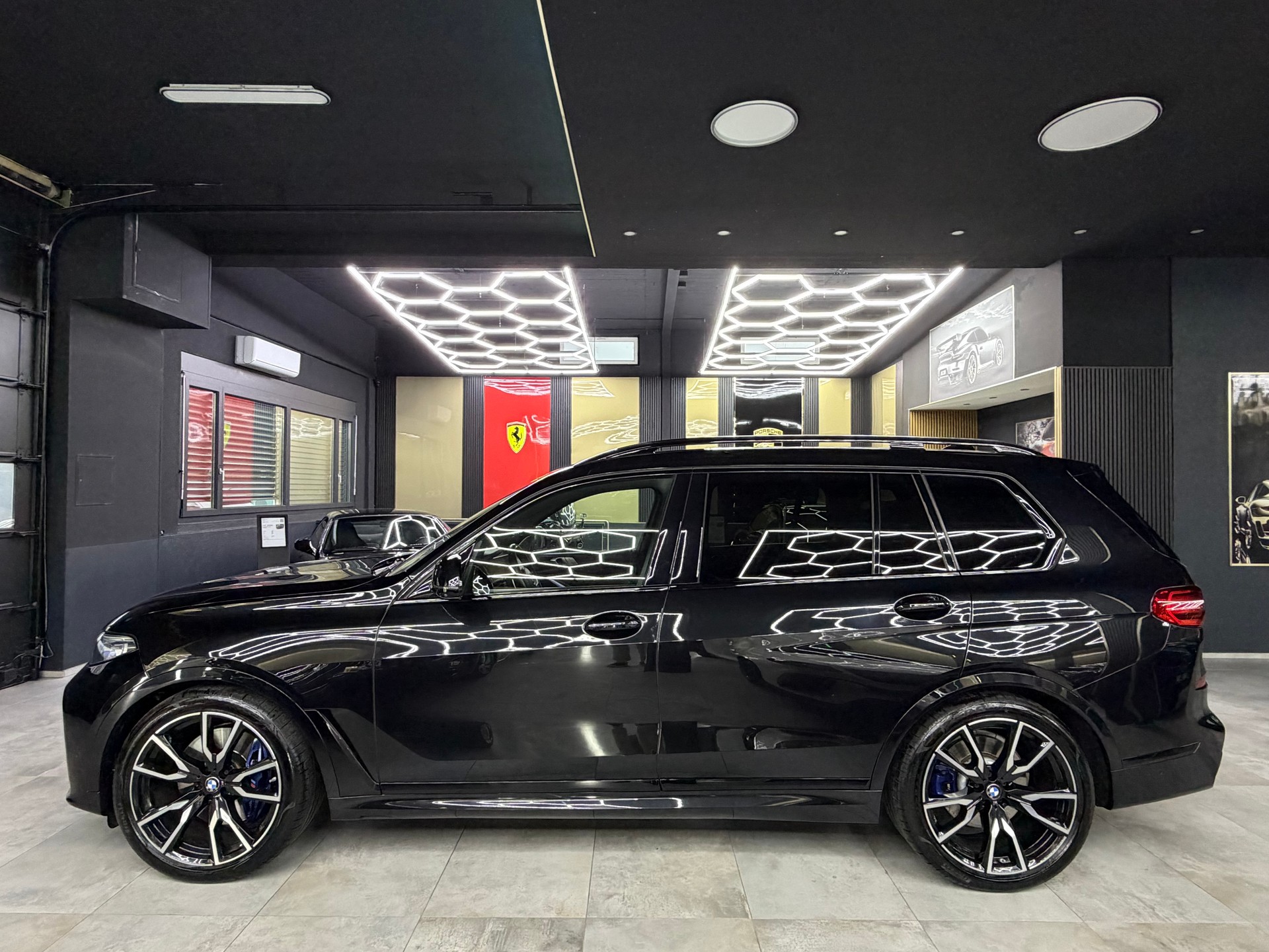 BMW X7 xDrive 48V 40d Steptronic-image-7