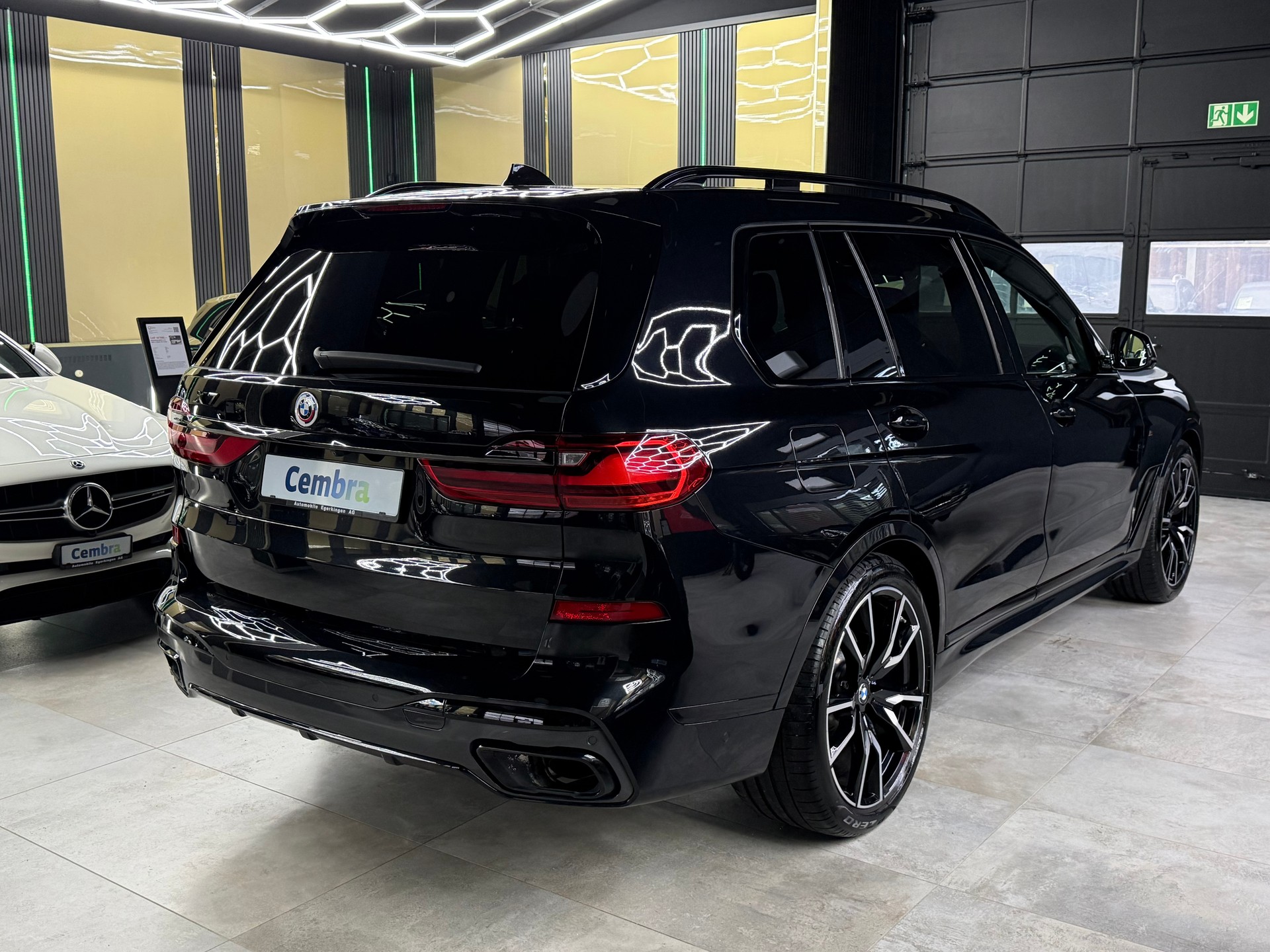 BMW X7 xDrive 48V 40d Steptronic-image-4