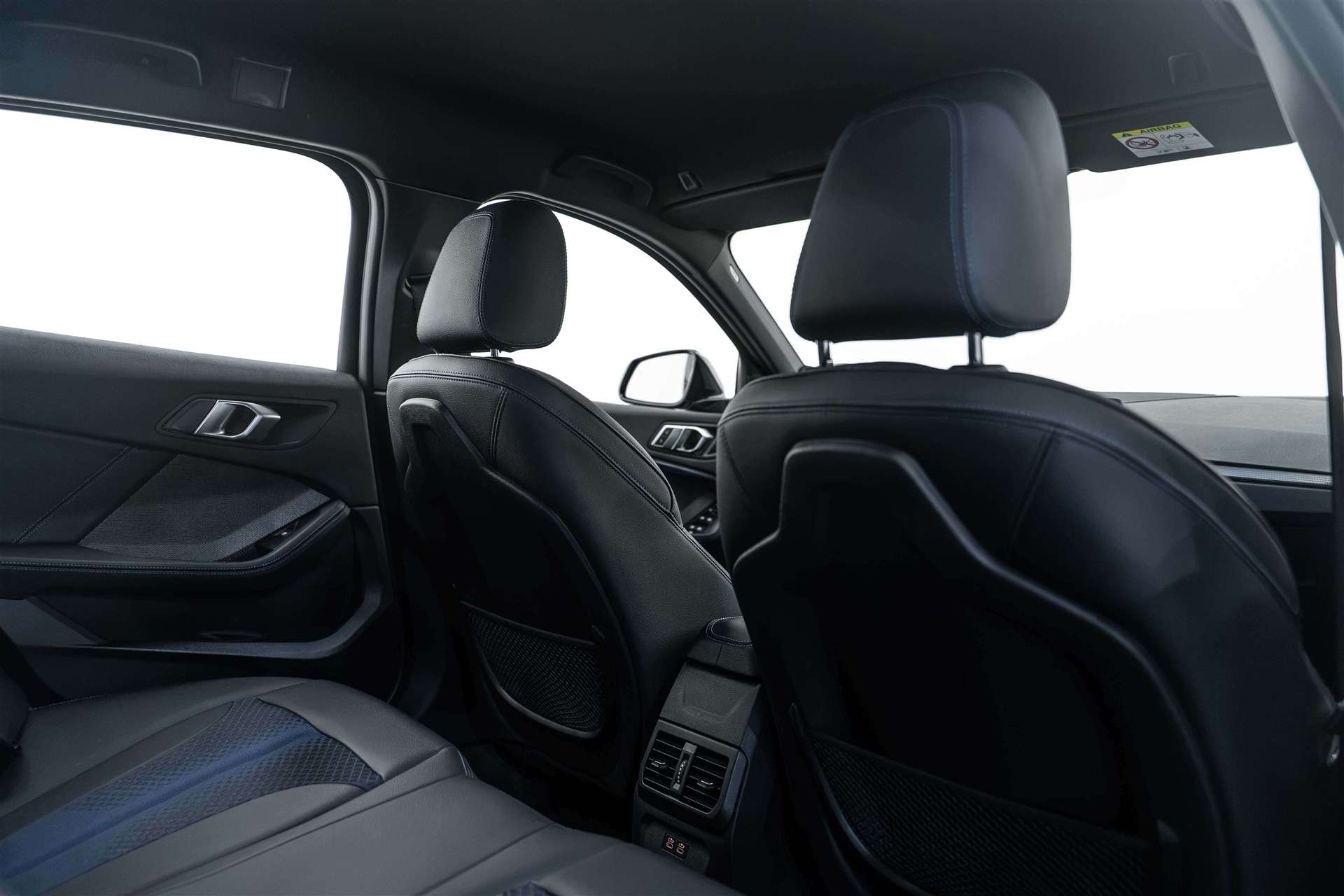 BMW M135i xDrive Steptronic 306PS-image-13