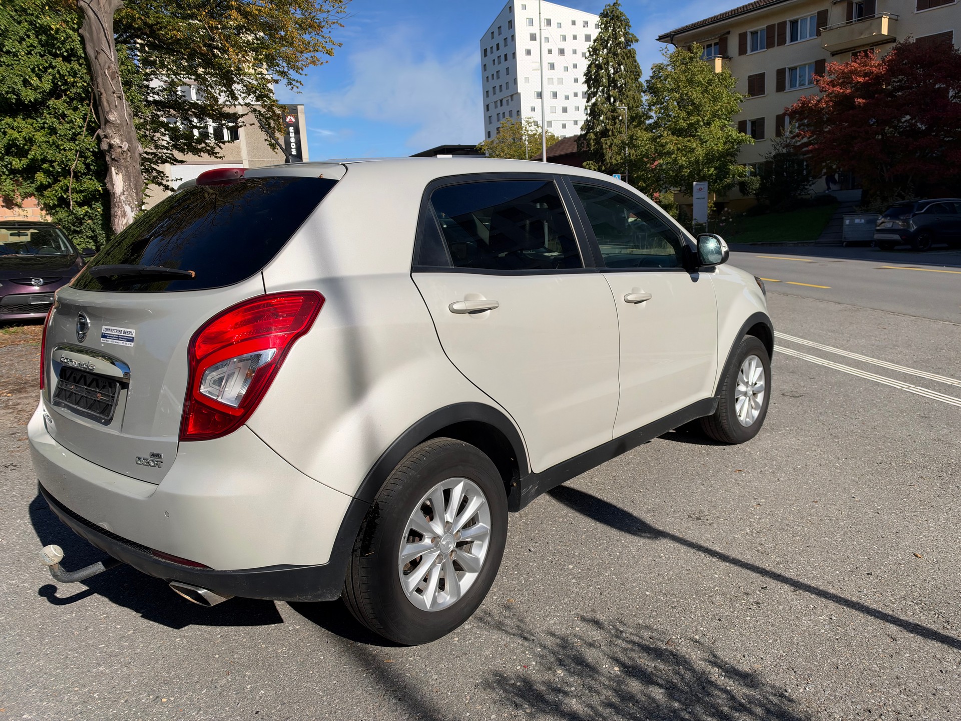 KGM-SsangYong Korando 2.0 e-XDI Plus Edition 4WD-image-4