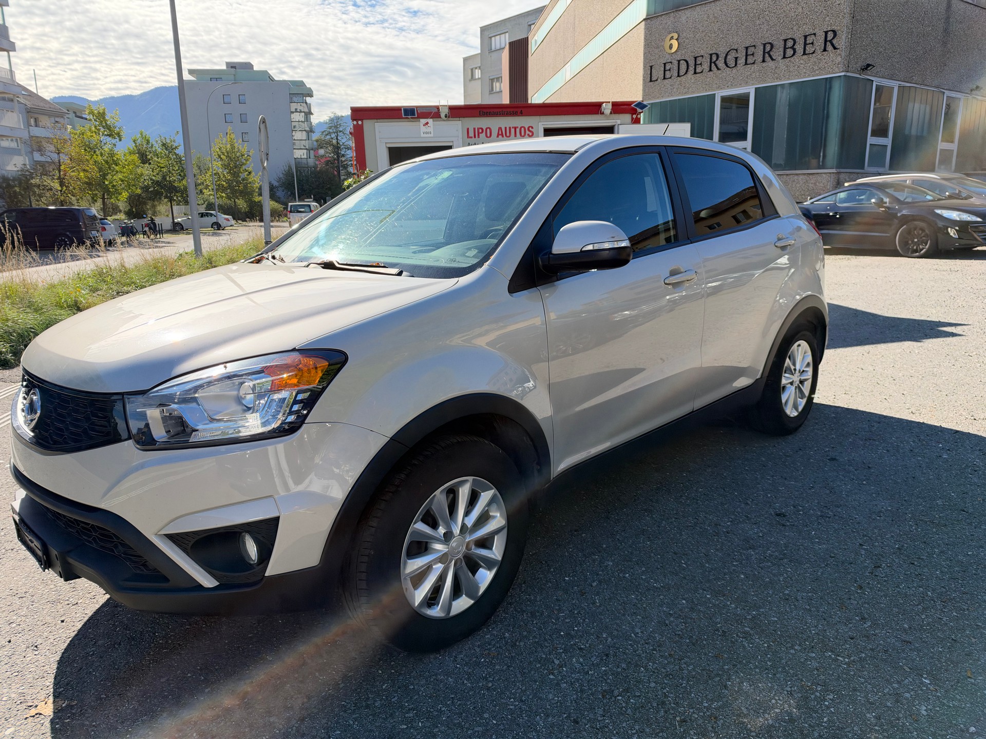 KGM-SsangYong Korando 2.0 e-XDI Plus Edition 4WD-image-1