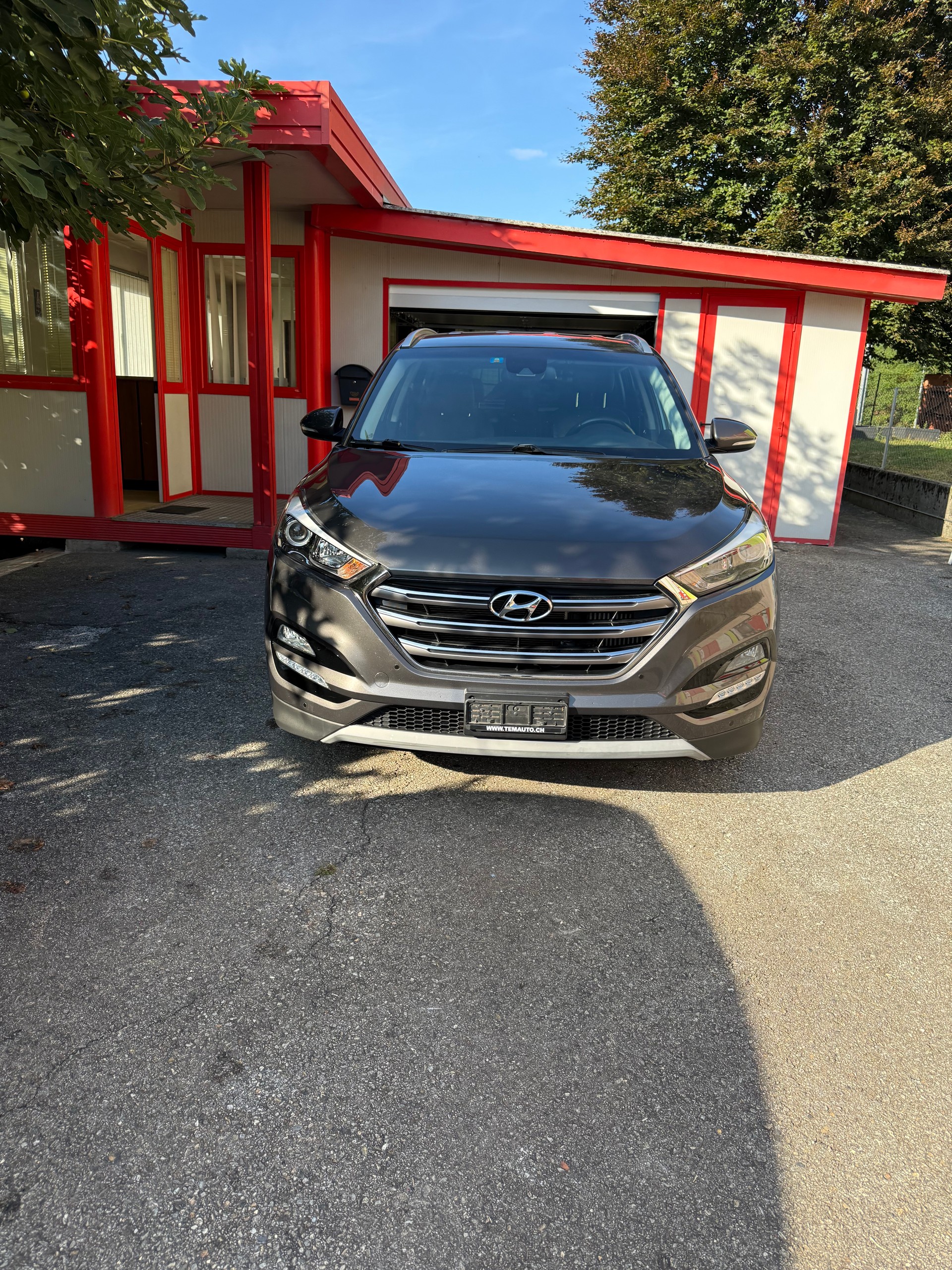 HYUNDAI Tucson 2.0 CRDI exxtra Plus 4WD Automatic-image-0