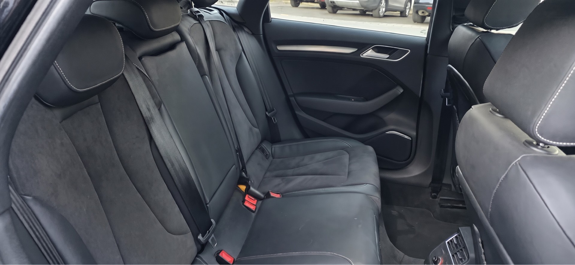 AUDI Audi S3 TFSI quattro | B&O | Pano | Scheckheft-image-14