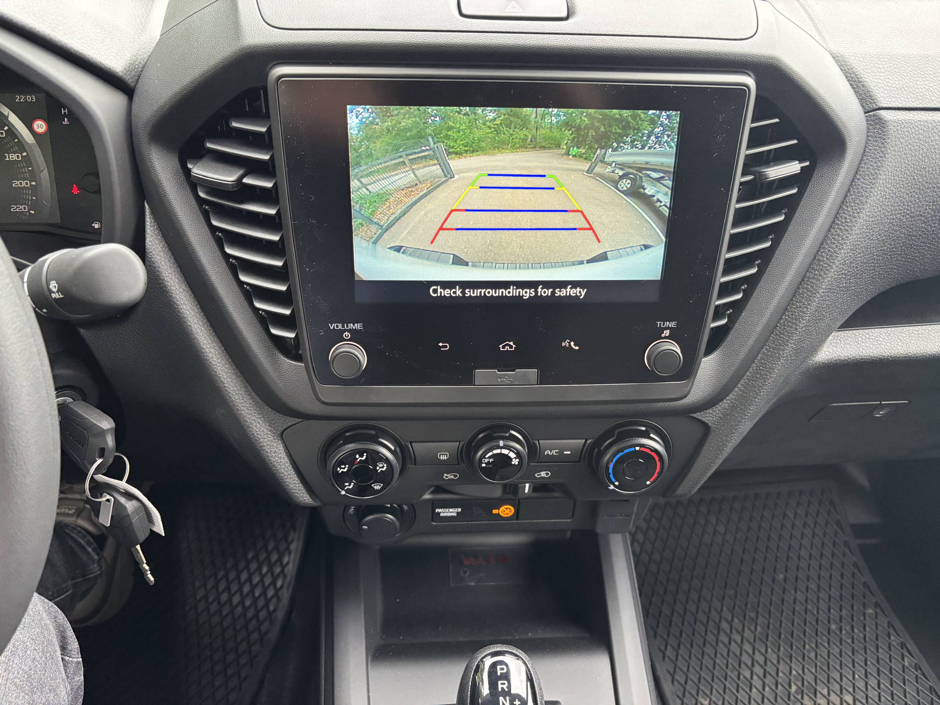 ISUZU D-Max Space Pick-up 2.2 DDi B-Strong 4x4-image-10