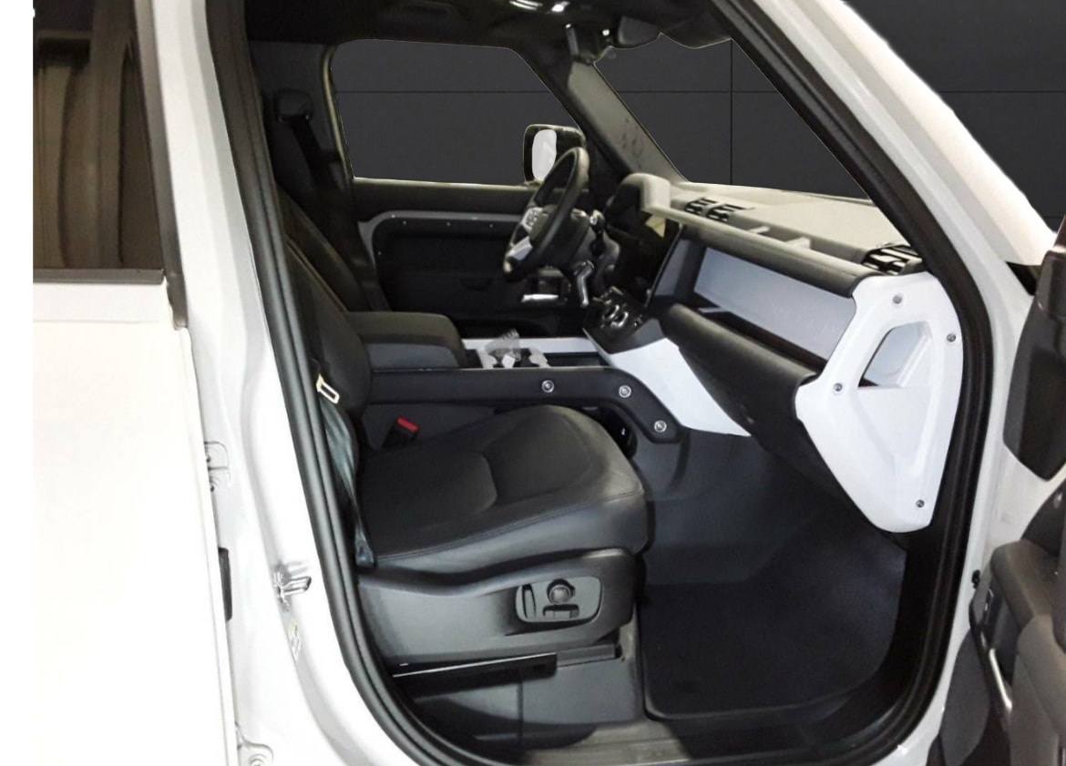 LAND ROVER Defender 110 3.0 D I6 350 X-Dynamic HSE AWD AT8-image-3