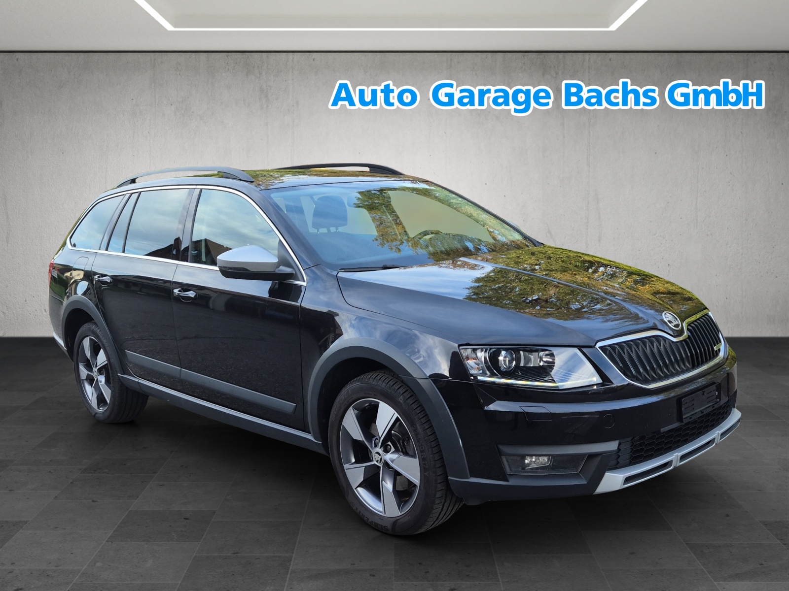 SKODA Octavia Combi 2.0 TDI Scout 4x4 DSG*Frisch ab MFK & Service*-image-0