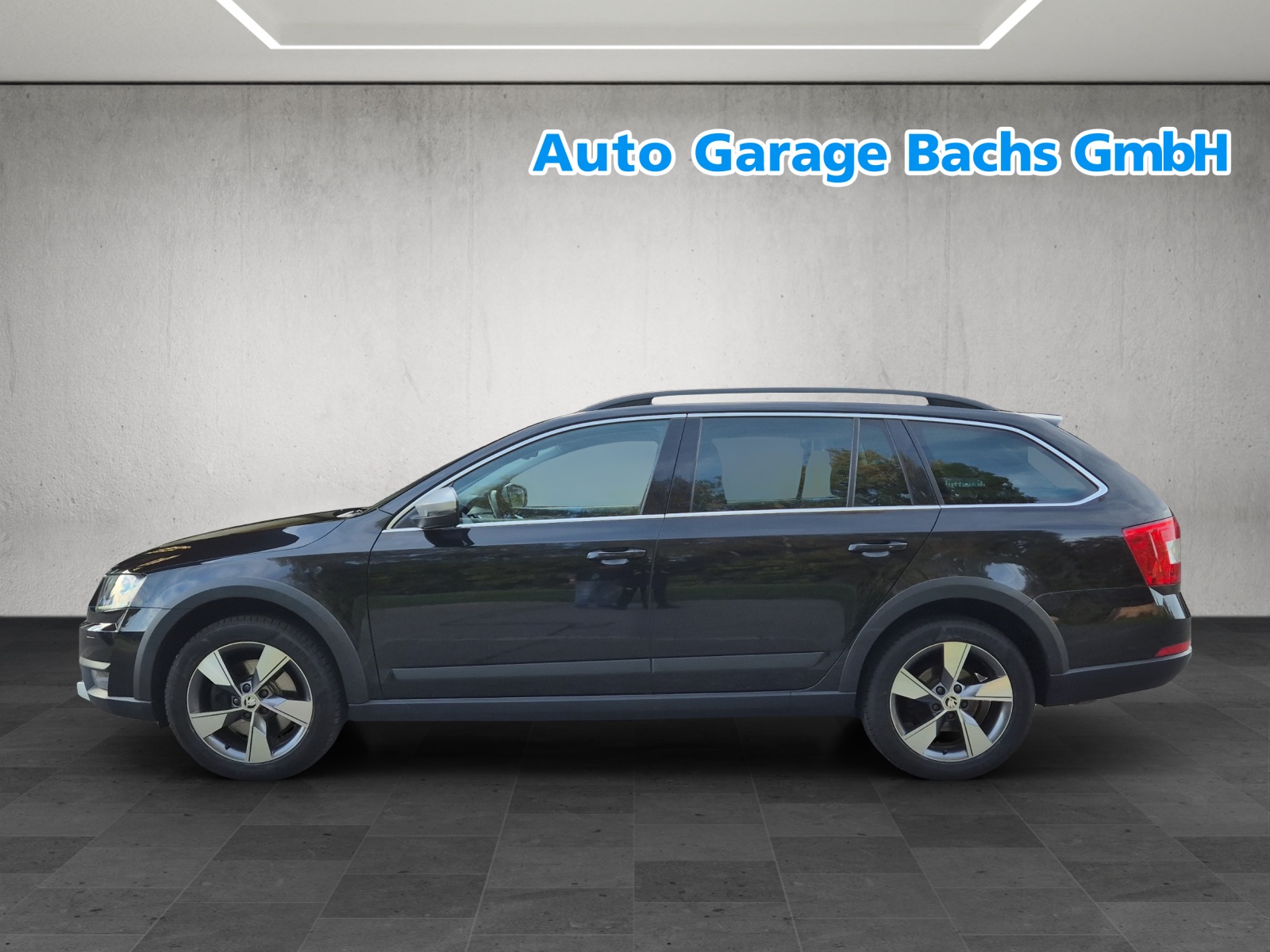 SKODA Octavia Combi 2.0 TDI Scout 4x4 DSG*Frisch ab MFK & Service*-image-3