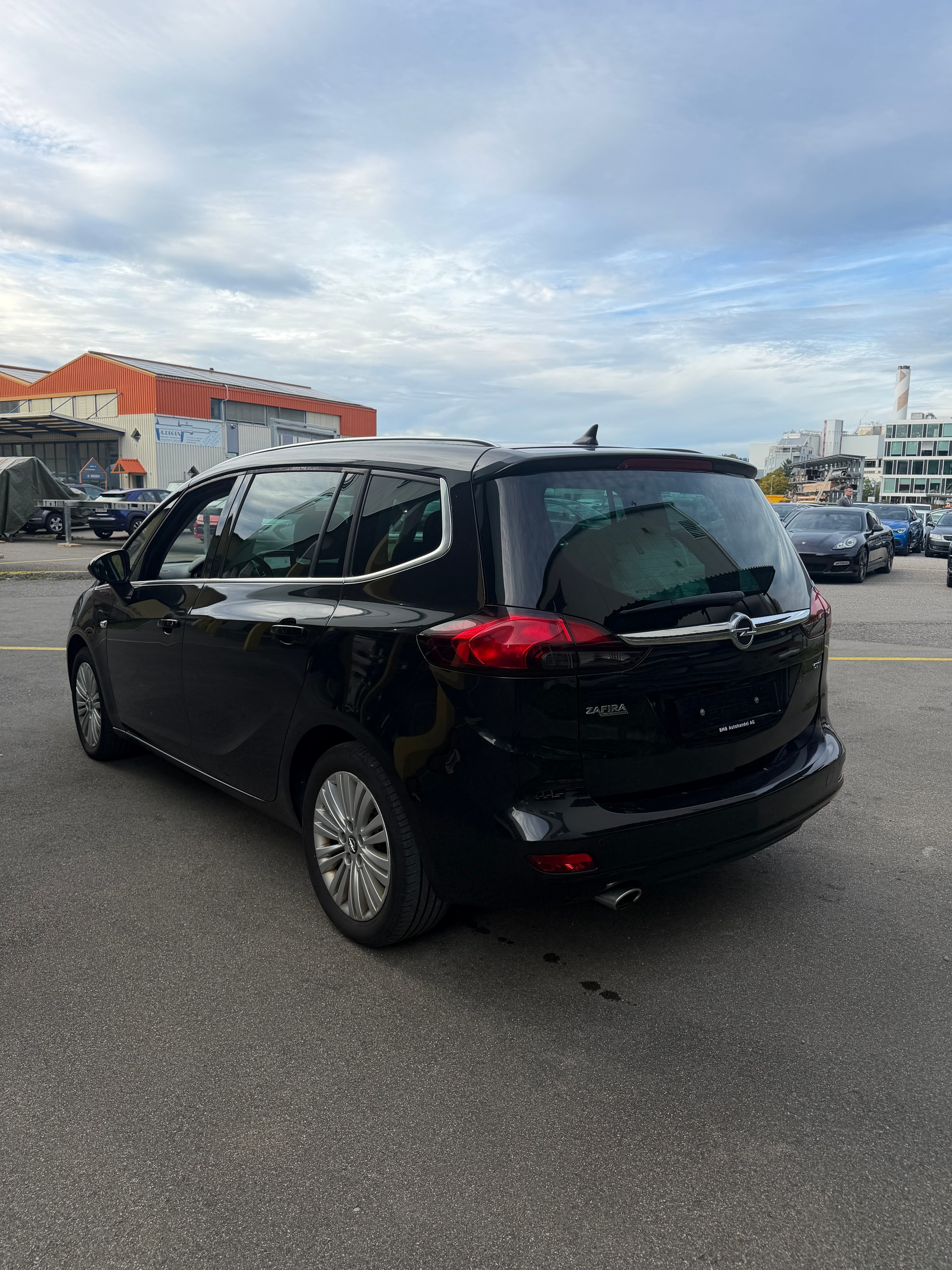 OPEL Zafira Tourer 2.0 CDTi Drvie-image-4